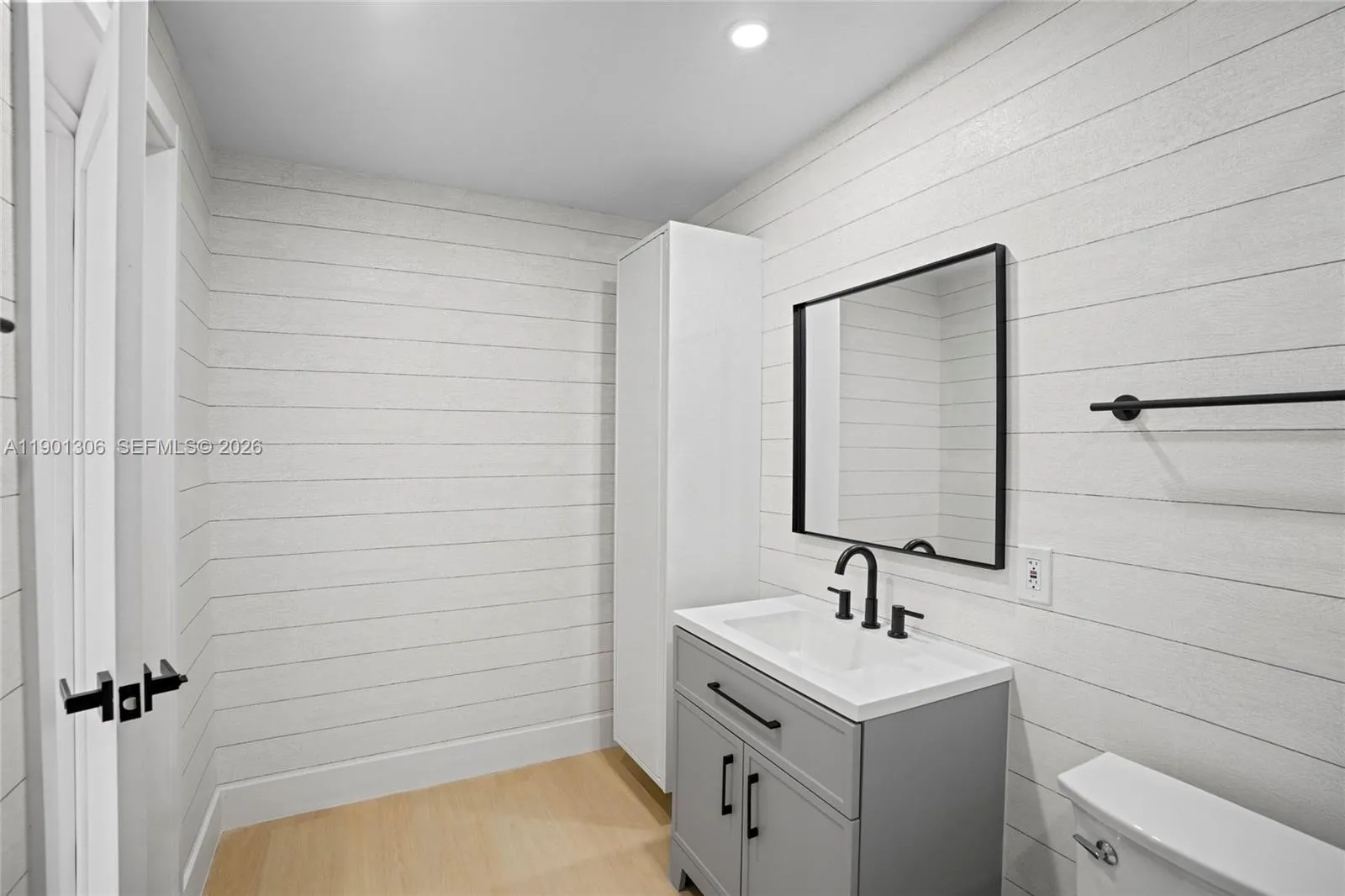 160 E 34th St, Hialeah, Florida 33013, Hialeah, Florida 33013, ,Residential Income,For Sale,160 E 34th St, Hialeah, Florida 33013,A11901306