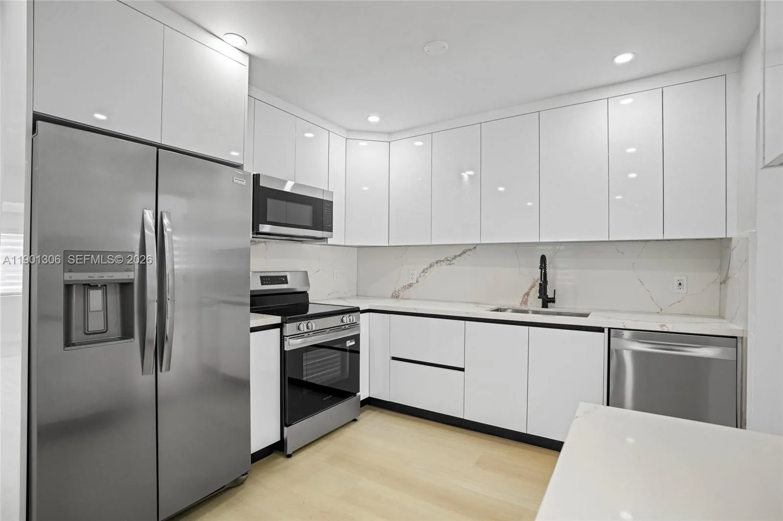 160 E 34th St, Hialeah, Florida 33013, Hialeah, Florida 33013, ,Residential Income,For Sale,160 E 34th St, Hialeah, Florida 33013,A11901306