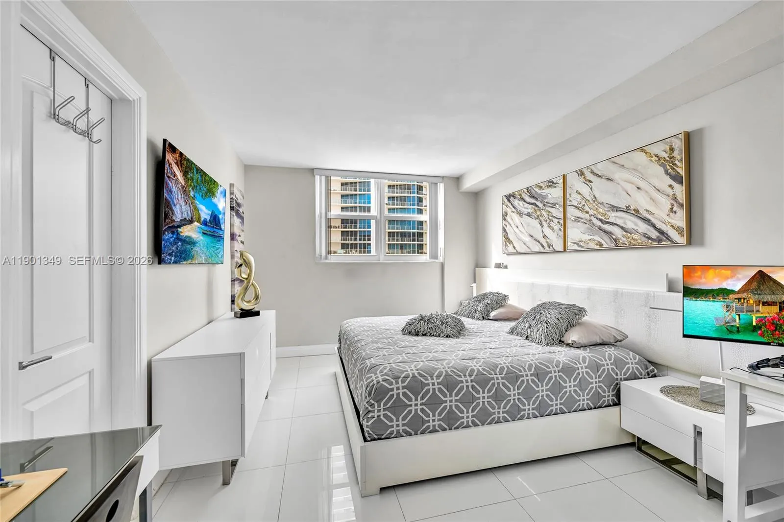 3001 S Ocean Dr 1513, Hollywood, Florida 33019, Hollywood, Florida 33019, 2 Bedrooms Bedrooms, ,2 BathroomsBathrooms,Residential,For Sale,3001 S Ocean Dr 1513, Hollywood, Florida 33019,A11901349