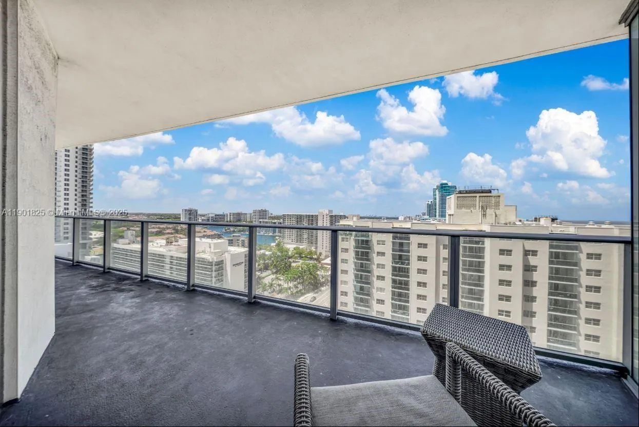 4111 S Ocean Dr 1212, Hollywood, Florida 33019, Hollywood, Florida 33019, 1 Bedroom Bedrooms, ,1 BathroomBathrooms,Residential,For Sale,4111 S Ocean Dr 1212, Hollywood, Florida 33019,A11901825