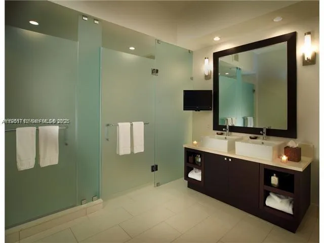 5300 Nw 87th Ave 306, Doral, Florida 33178, Doral, Florida 33178, 1 Bedroom Bedrooms, ,1 BathroomBathrooms,Residential,For Sale,5300 Nw 87th Ave 306, Doral, Florida 33178,A11901712