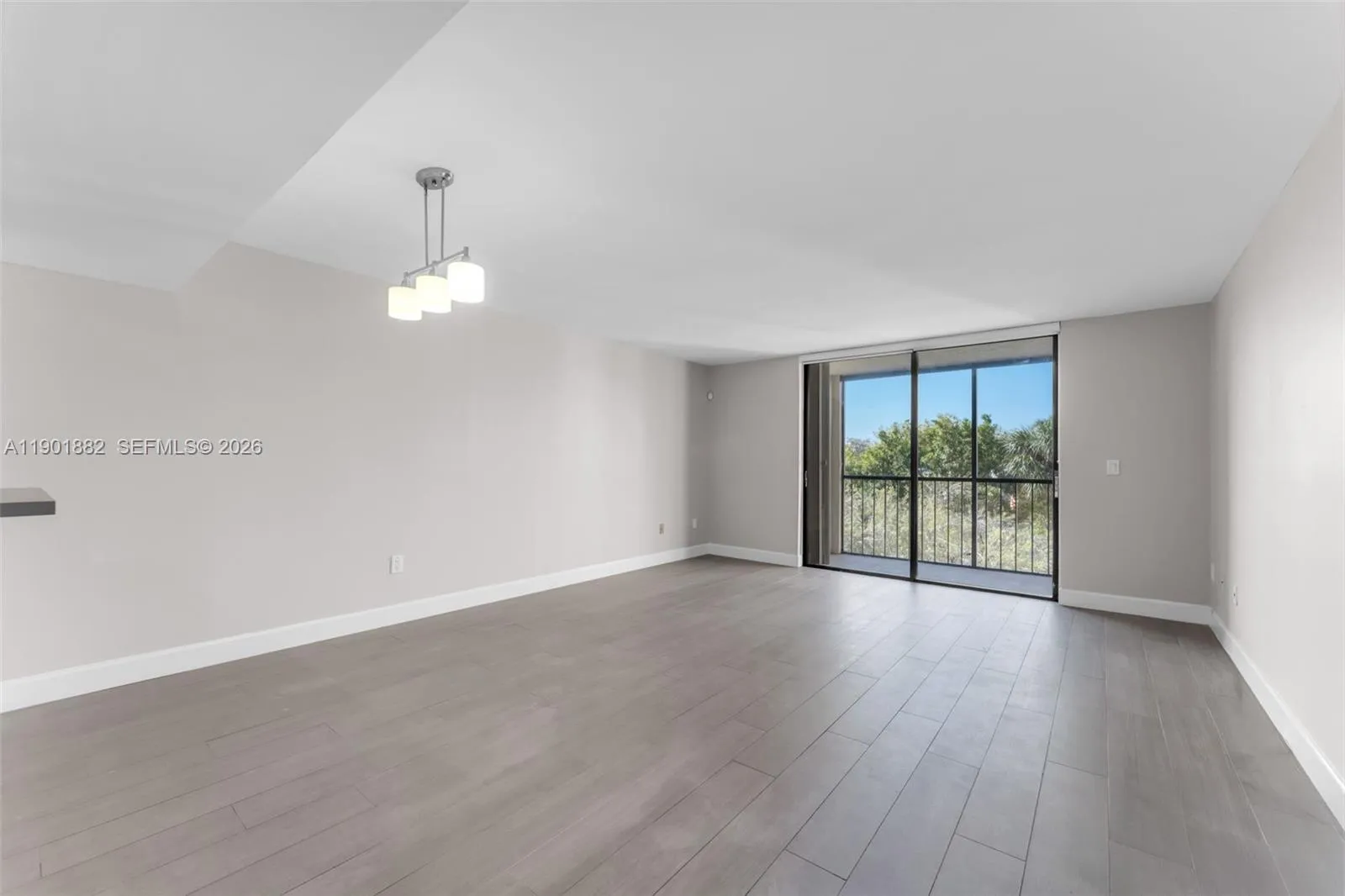 8045 Sw 107th Ave 303, Miami, Florida 33173, Miami, Florida 33173, 2 Bedrooms Bedrooms, ,2 BathroomsBathrooms,Residential Lease,For Rent,8045 Sw 107th Ave 303, Miami, Florida 33173,A11901882