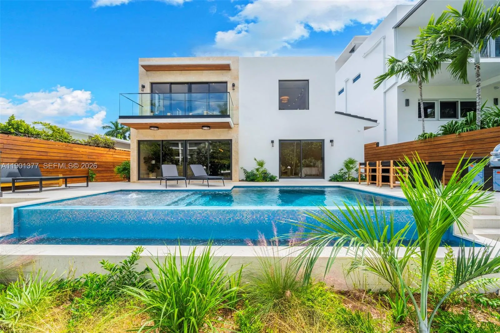 1815 Fairhaven Pl, Miami, Florida 33133, Miami, Florida 33133, 4 Bedrooms Bedrooms, ,4 BathroomsBathrooms,Residential,For Sale,1815 Fairhaven Pl, Miami, Florida 33133,A11901377