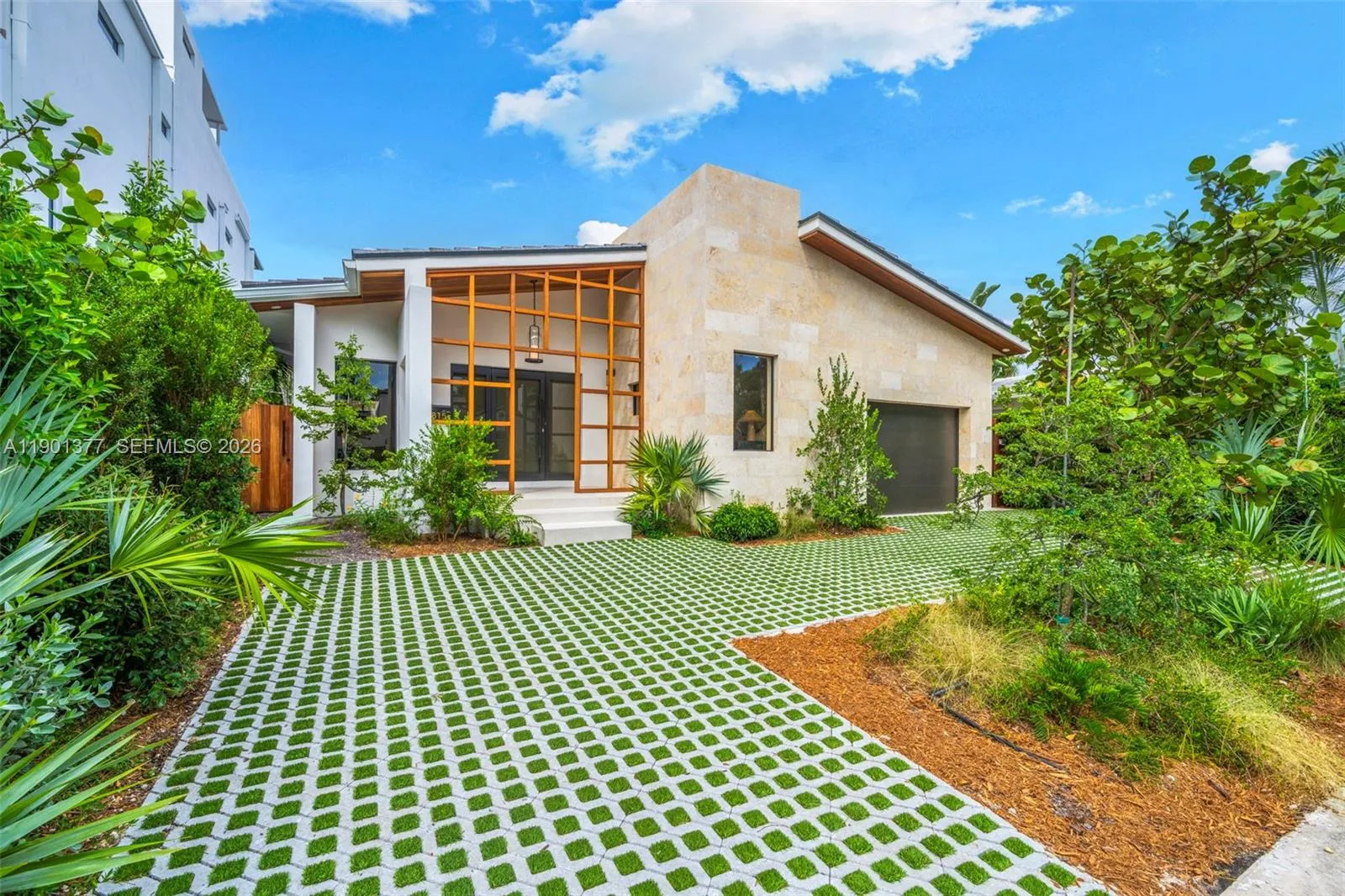 1815 Fairhaven Pl, Miami, Florida 33133, Miami, Florida 33133, 4 Bedrooms Bedrooms, ,4 BathroomsBathrooms,Residential,For Sale,1815 Fairhaven Pl, Miami, Florida 33133,A11901377