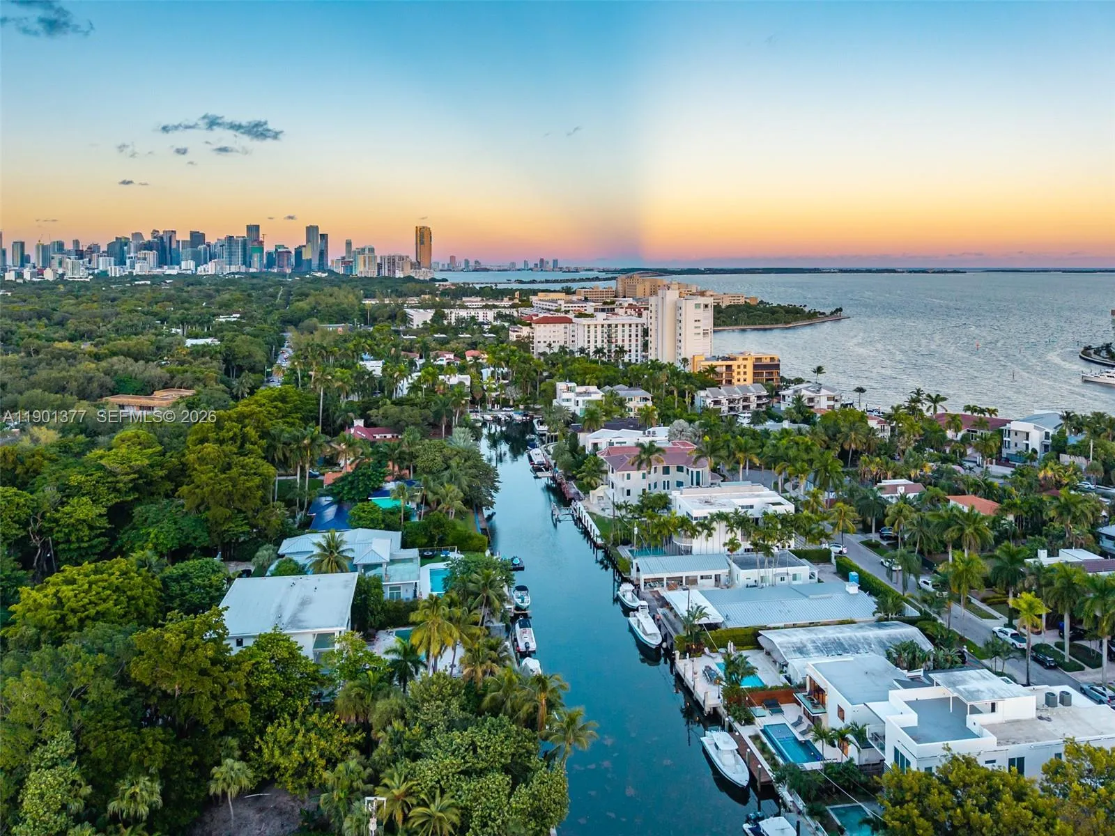 1815 Fairhaven Pl, Miami, Florida 33133, Miami, Florida 33133, 4 Bedrooms Bedrooms, ,4 BathroomsBathrooms,Residential,For Sale,1815 Fairhaven Pl, Miami, Florida 33133,A11901377