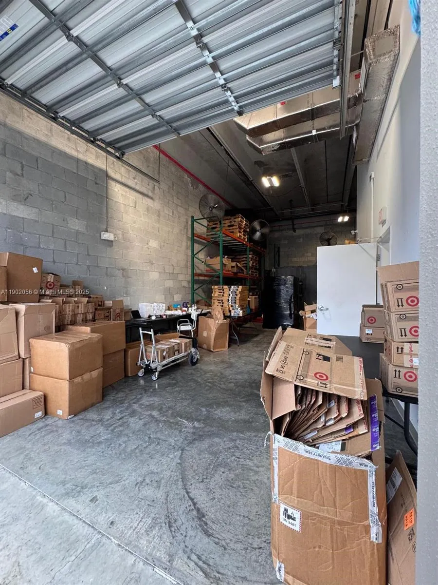 10890 Nw 17th St 138, Sweetwater, Florida 33172, Sweetwater, Florida 33172, ,Commercial Lease,For Rent,10890 Nw 17th St 138, Sweetwater, Florida 33172,A11902056