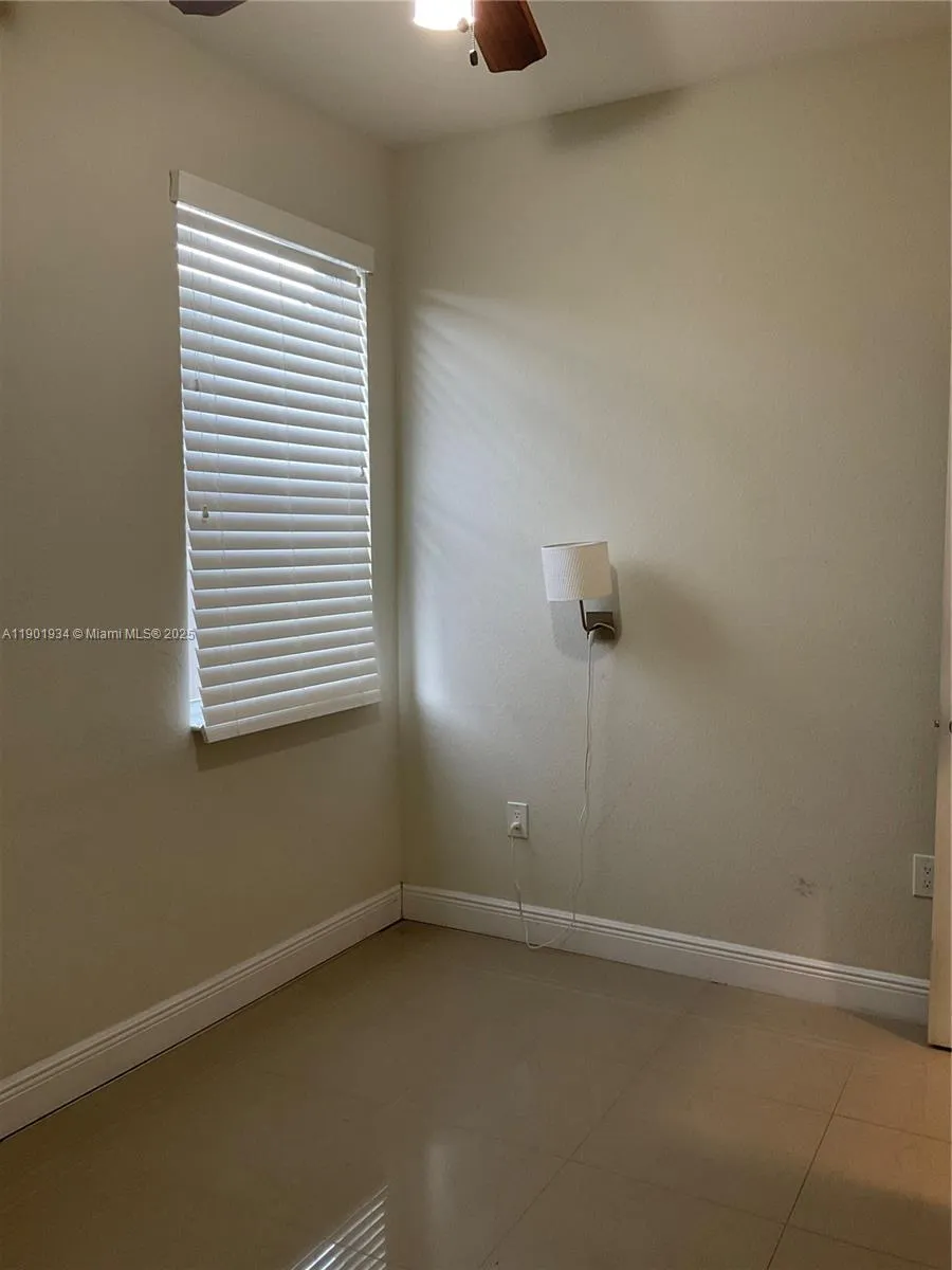 798 Ne 43 St, Oakland Park, Florida 33334, Oakland Park, Florida 33334, ,Residential Income,For Sale,798 Ne 43 St, Oakland Park, Florida 33334,A11901934