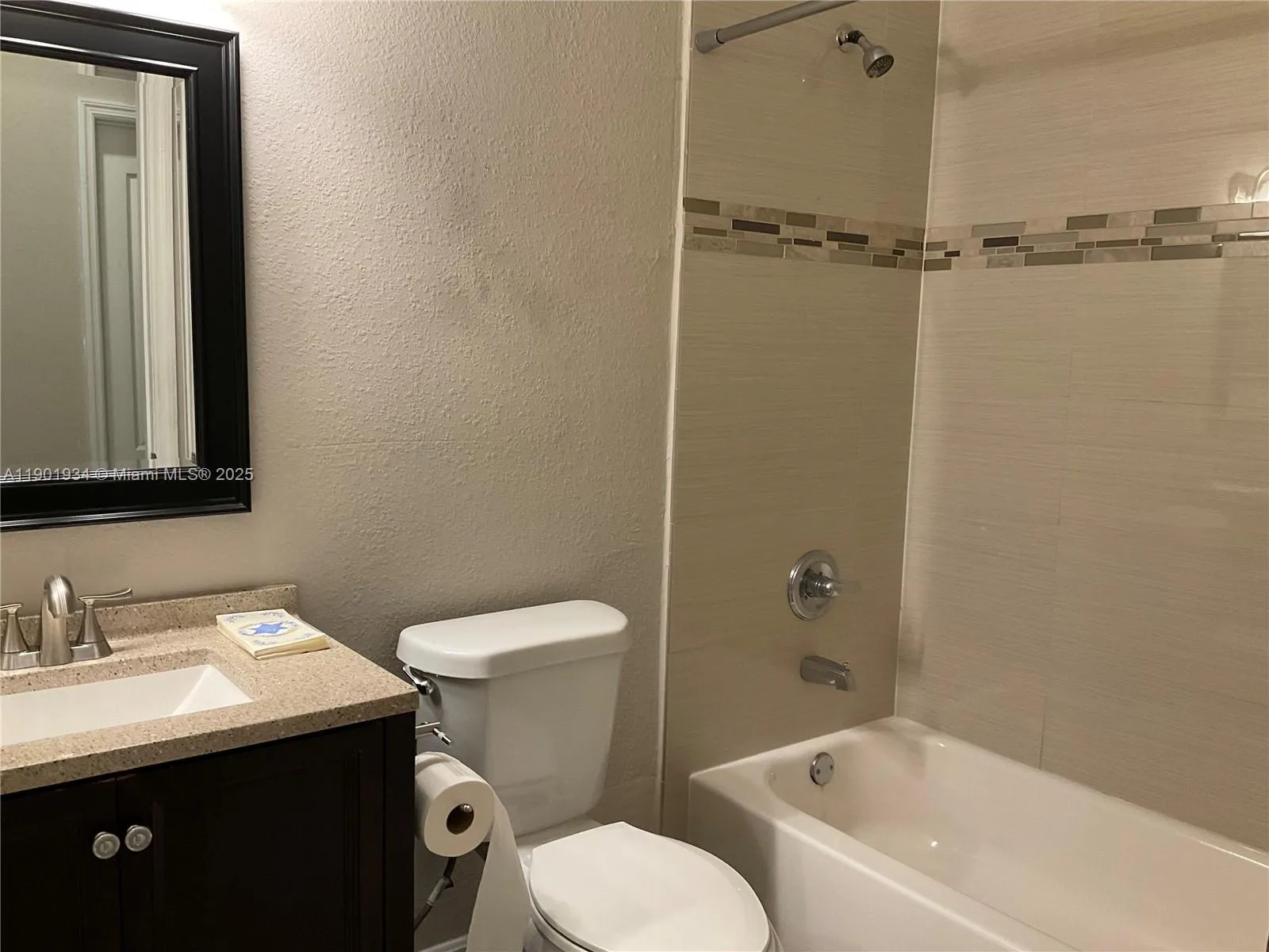 798 Ne 43 St, Oakland Park, Florida 33334, Oakland Park, Florida 33334, ,Residential Income,For Sale,798 Ne 43 St, Oakland Park, Florida 33334,A11901934