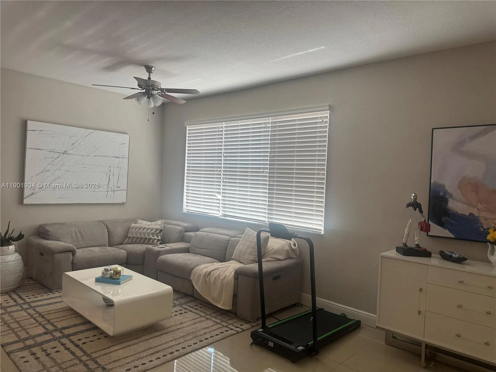 798 Ne 43 St, Oakland Park, Florida 33334, Oakland Park, Florida 33334, ,Residential Income,For Sale,798 Ne 43 St, Oakland Park, Florida 33334,A11901934