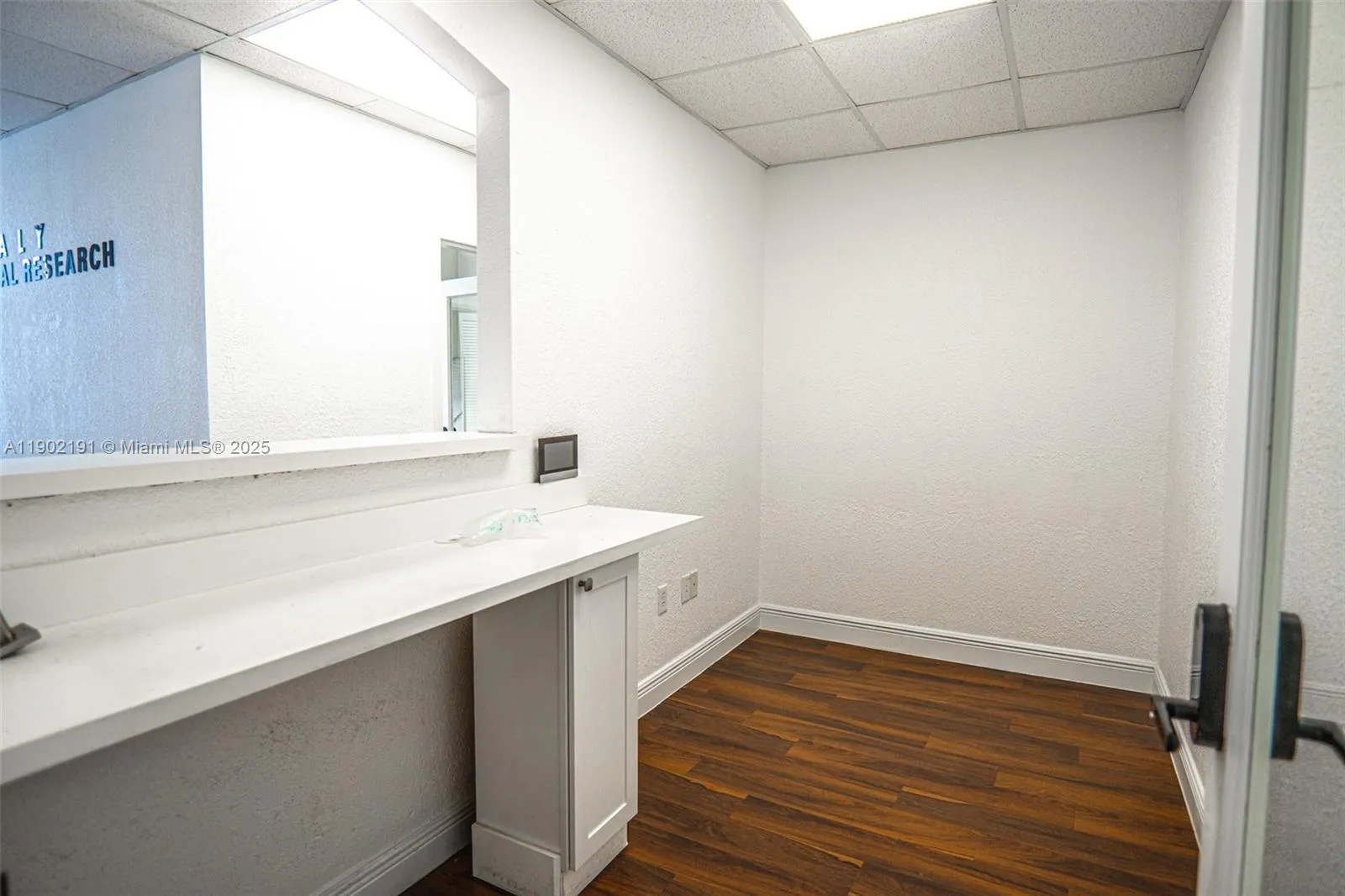 3401 Nw 7th St, Miami, Florida 33125, Miami, Florida 33125, ,Commercial Lease,For Rent,3401 Nw 7th St, Miami, Florida 33125,A11902191