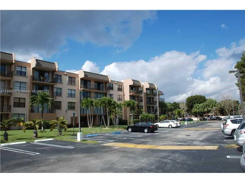 13020 Sw 92nd Ave A209, Miami, Florida 33176, Miami, Florida 33176, 2 Bedrooms Bedrooms, ,2 BathroomsBathrooms,Residential Lease,For Rent,13020 Sw 92nd Ave A209, Miami, Florida 33176,A11896692