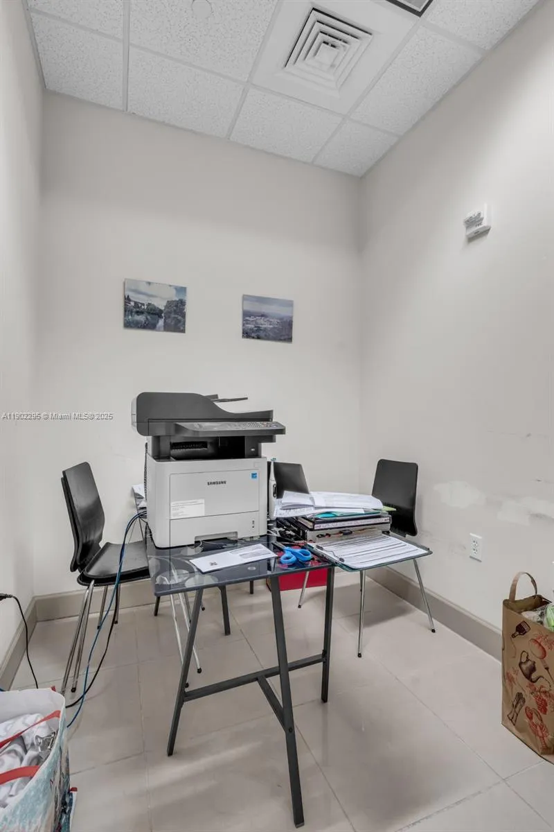 175 Sw 7th St 1112, Miami, Florida 33130, Miami, Florida 33130, ,Commercial Lease,For Rent,175 Sw 7th St 1112, Miami, Florida 33130,A11902295