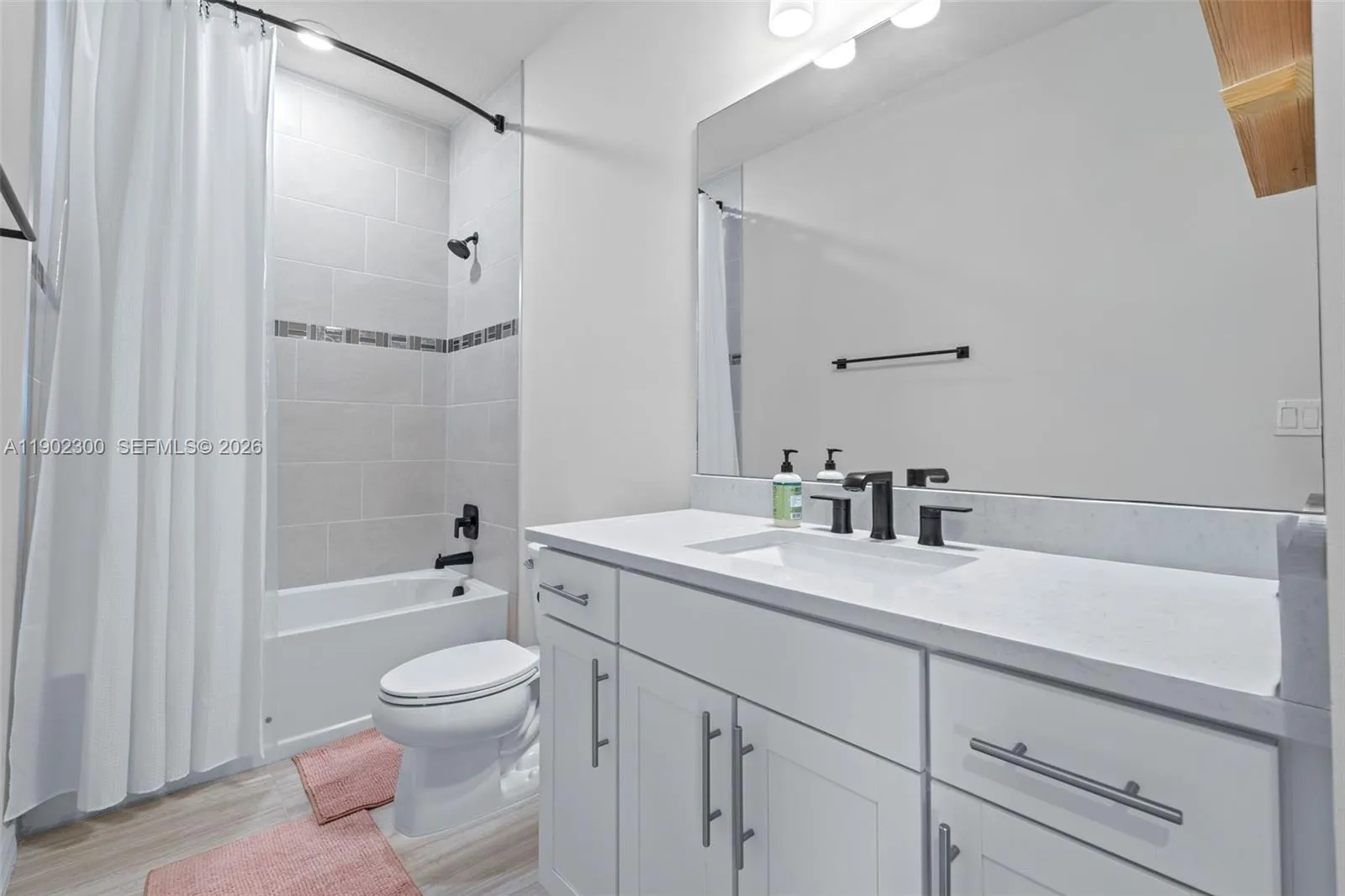 2434 Primrose Pl, Oakland Park, Florida 33309, Oakland Park, Florida 33309, 3 Bedrooms Bedrooms, ,2 BathroomsBathrooms,Residential,For Sale,2434 Primrose Pl, Oakland Park, Florida 33309,A11902300