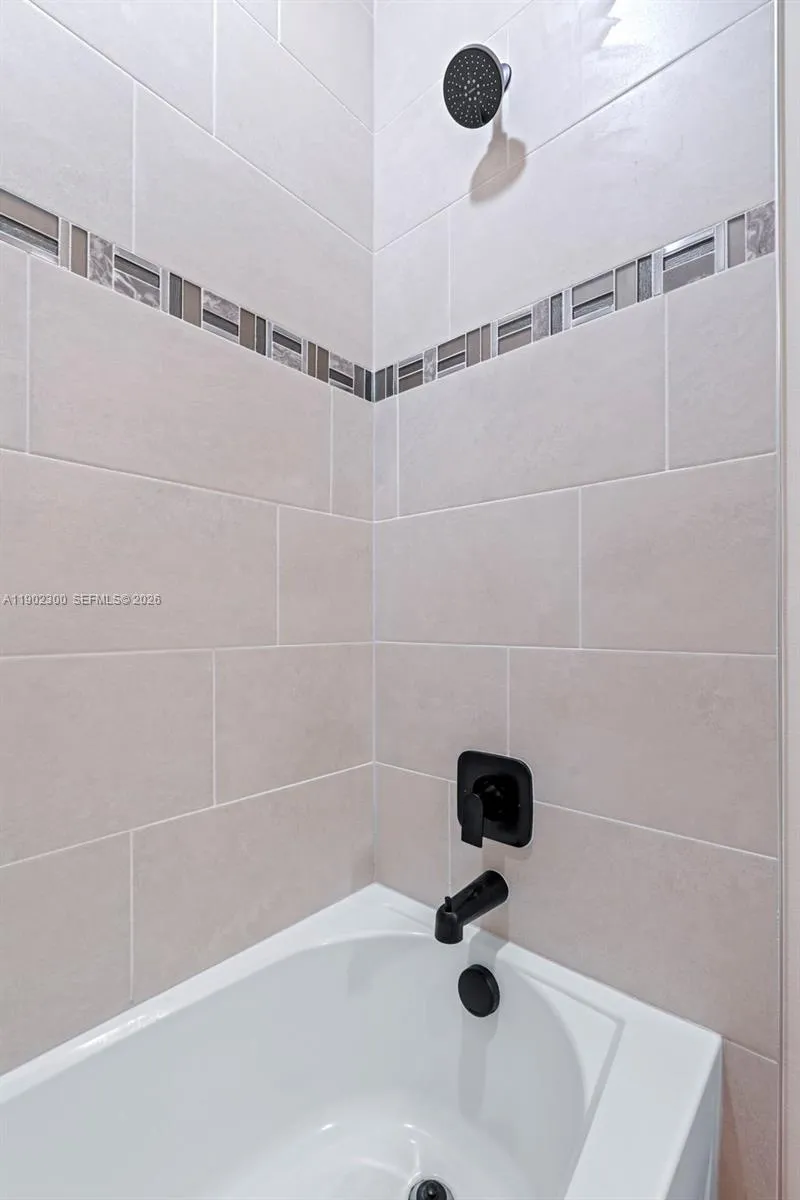 2434 Primrose Pl, Oakland Park, Florida 33309, Oakland Park, Florida 33309, 3 Bedrooms Bedrooms, ,2 BathroomsBathrooms,Residential,For Sale,2434 Primrose Pl, Oakland Park, Florida 33309,A11902300