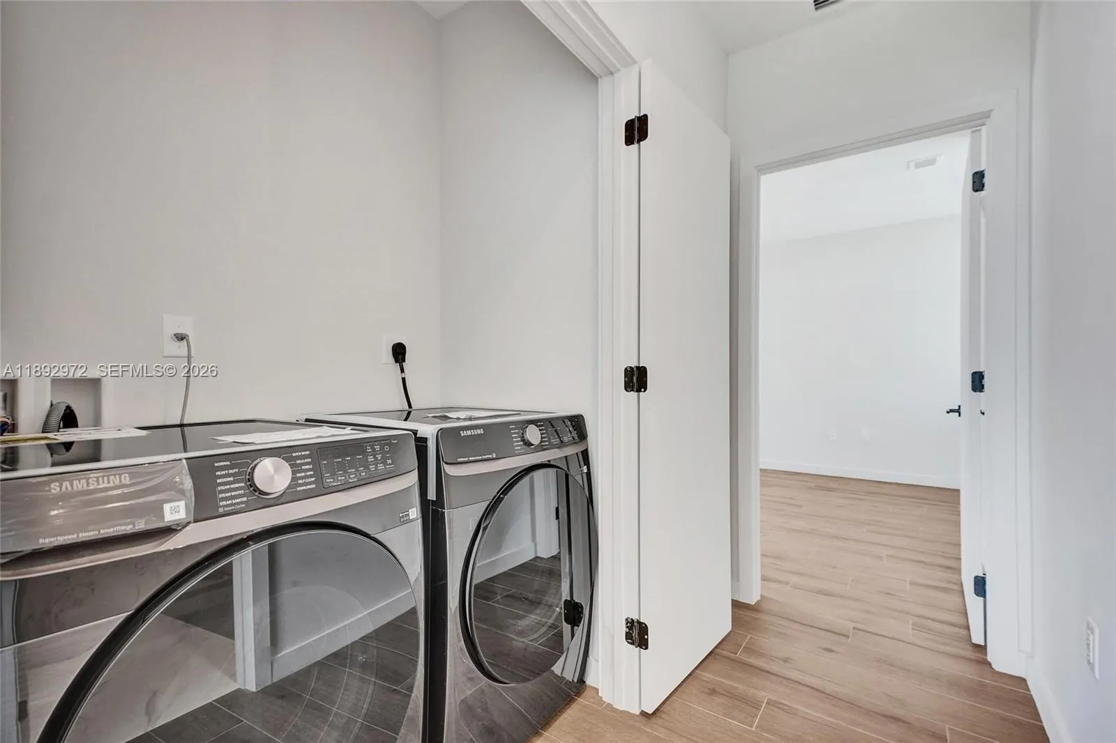 FULL SIZE LAUNDRY SAME FLOOR AS PRIMARY.