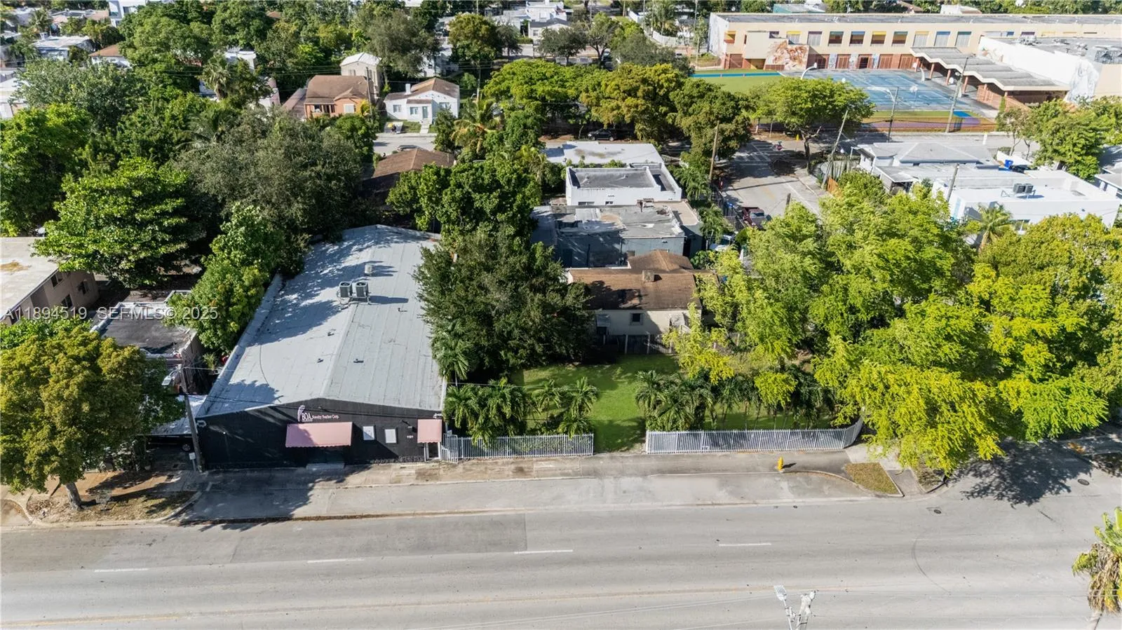 1121 Nw 29th St, Miami, Florida 33127, Miami, Florida 33127, ,Commercial Sale,For Sale,1121 Nw 29th St, Miami, Florida 33127,A11894519