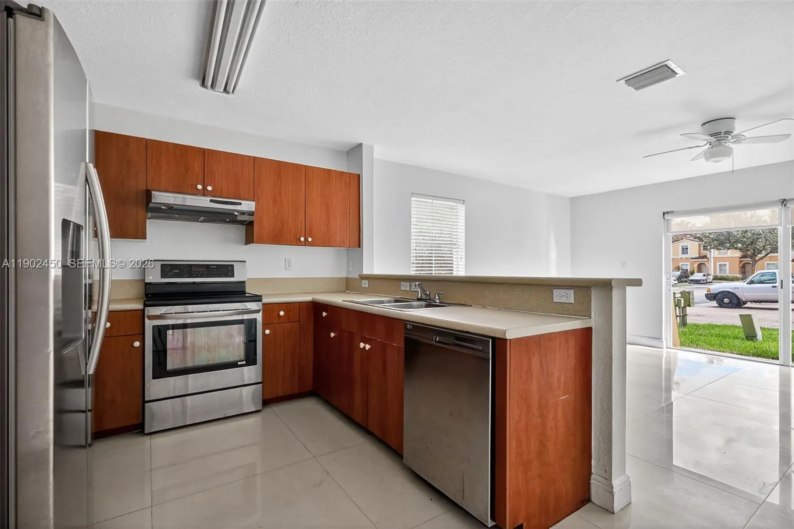 12989 Sw 30th Ct 135, Miramar, Florida 33027, Miramar, Florida 33027, 3 Bedrooms Bedrooms, ,2 BathroomsBathrooms,Residential,For Sale,12989 Sw 30th Ct 135, Miramar, Florida 33027,A11902450