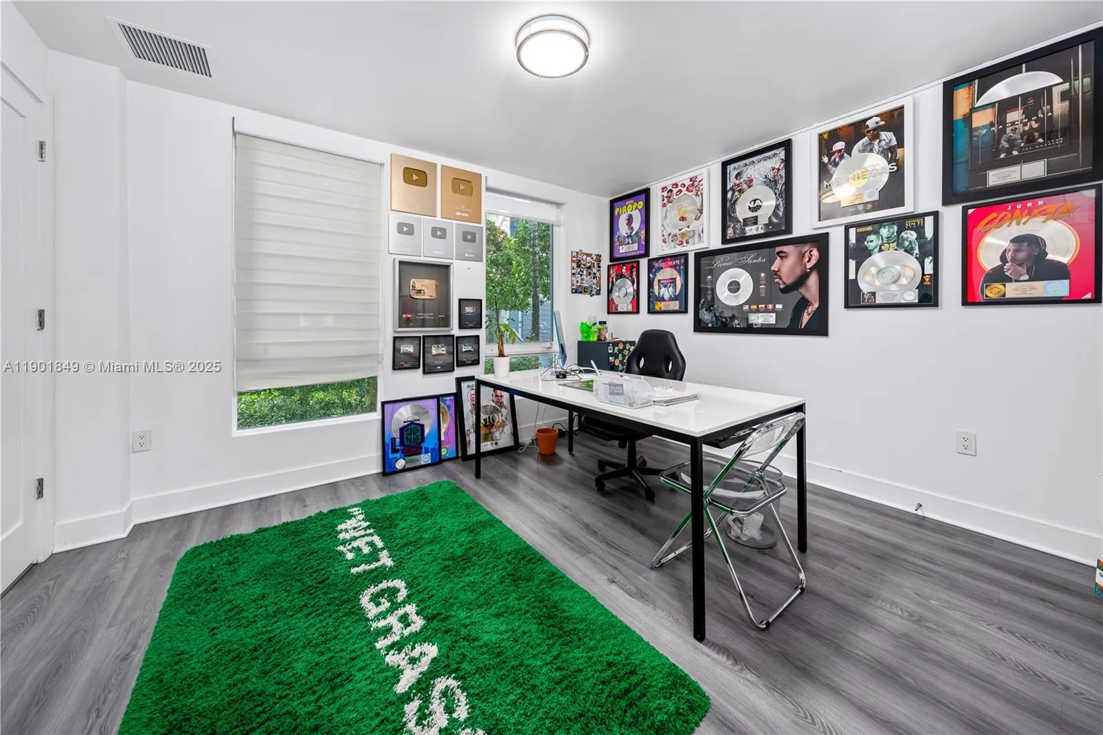 9153 Nw 33rd St, Doral, Florida 33172, Doral, Florida 33172, 4 Bedrooms Bedrooms, ,3 BathroomsBathrooms,Residential,For Sale,9153 Nw 33rd St, Doral, Florida 33172,A11901849