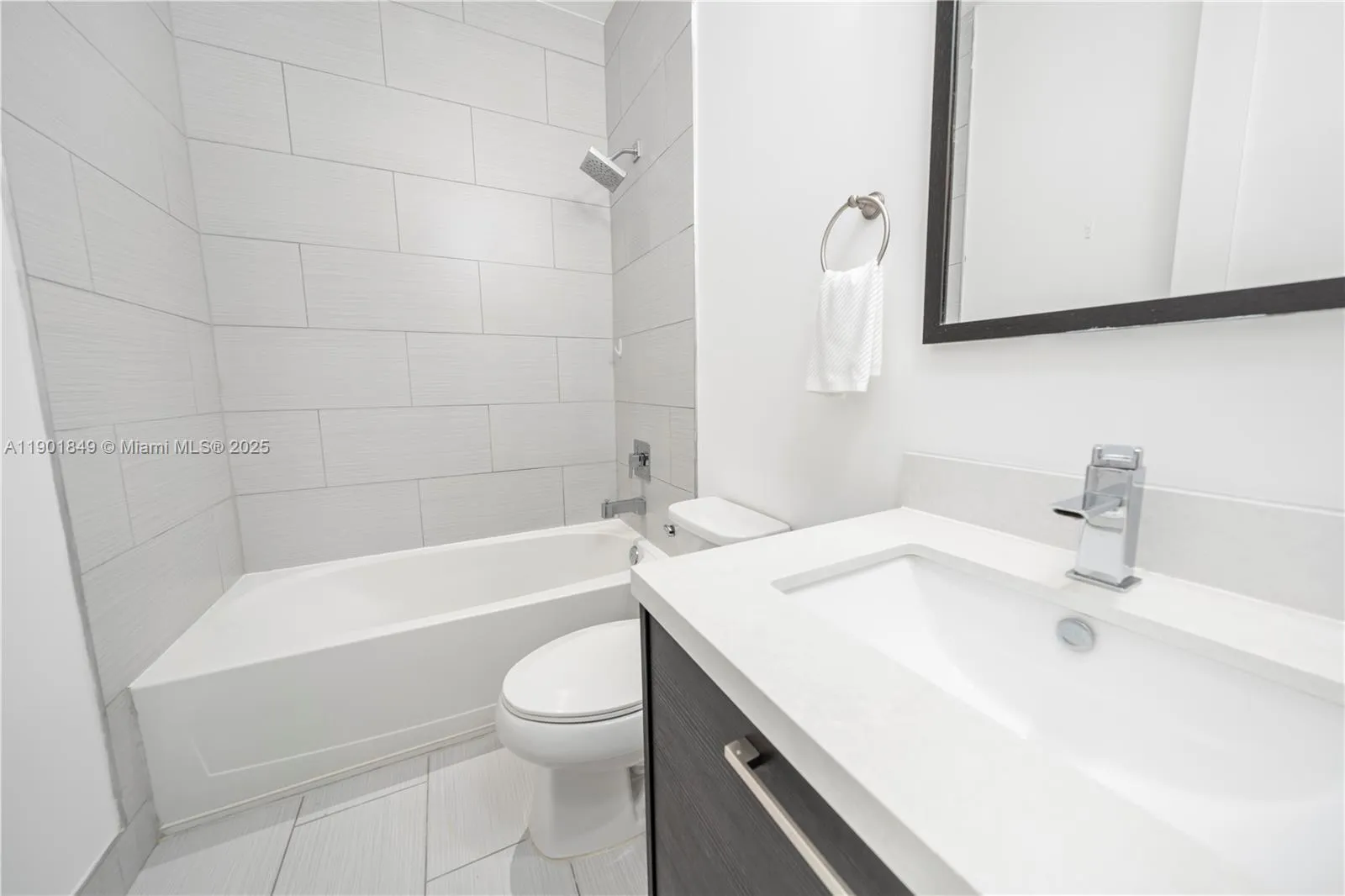 9153 Nw 33rd St, Doral, Florida 33172, Doral, Florida 33172, 4 Bedrooms Bedrooms, ,3 BathroomsBathrooms,Residential,For Sale,9153 Nw 33rd St, Doral, Florida 33172,A11901849