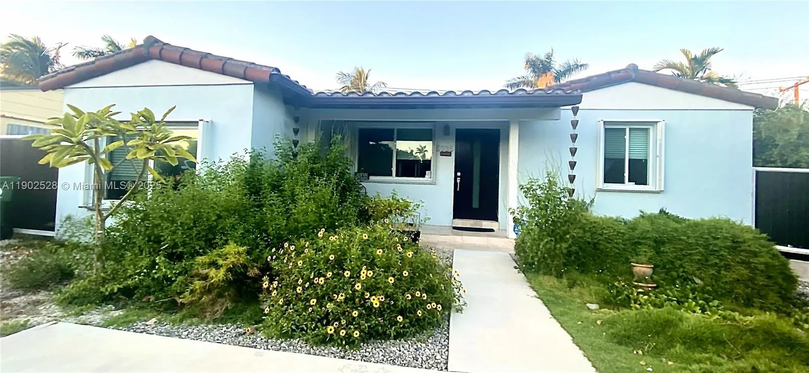 5935 Sw 42nd St, Miami, Florida 33155, Miami, Florida 33155, 3 Bedrooms Bedrooms, ,2 BathroomsBathrooms,Residential,For Sale,5935 Sw 42nd St, Miami, Florida 33155,A11902528