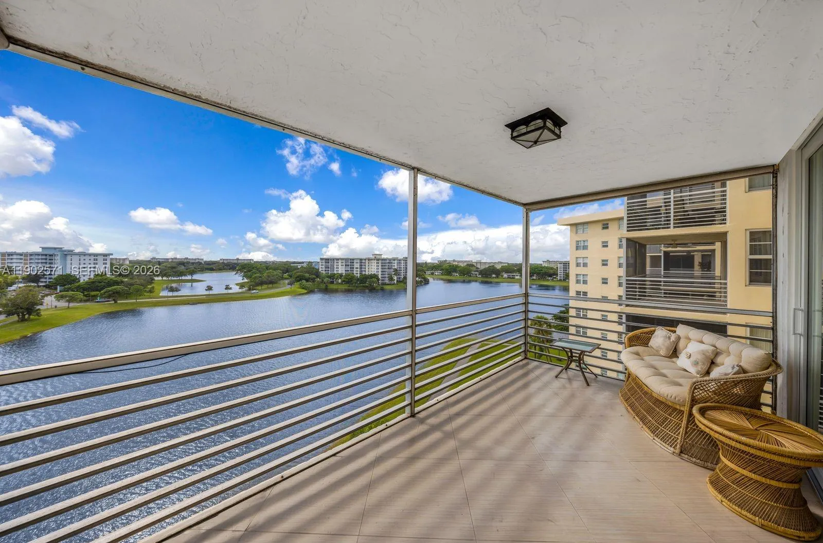 3095 N Course Dr 811, Pompano Beach, Florida 33069, Pompano Beach, Florida 33069, 3 Bedrooms Bedrooms, ,2 BathroomsBathrooms,Residential Lease,For Rent,3095 N Course Dr 811, Pompano Beach, Florida 33069,A11902571