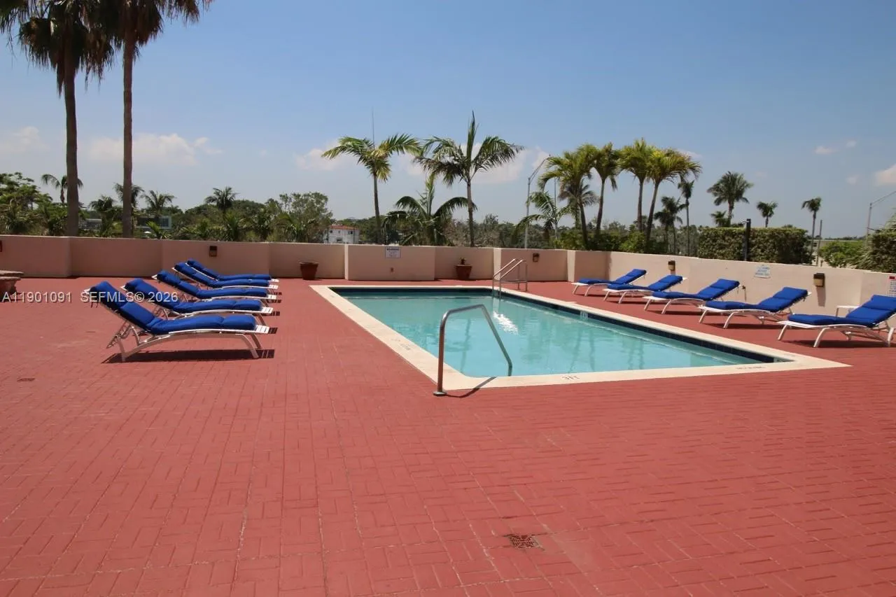 6422 Collins Ave 701, Miami Beach, Florida 33141, Miami Beach, Florida 33141, 2 Bedrooms Bedrooms, ,2 BathroomsBathrooms,Residential Lease,For Rent,6422 Collins Ave 701, Miami Beach, Florida 33141,A11901091
