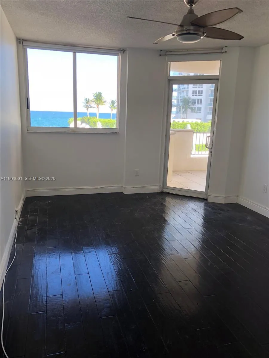 6422 Collins Ave 701, Miami Beach, Florida 33141, Miami Beach, Florida 33141, 2 Bedrooms Bedrooms, ,2 BathroomsBathrooms,Residential Lease,For Rent,6422 Collins Ave 701, Miami Beach, Florida 33141,A11901091