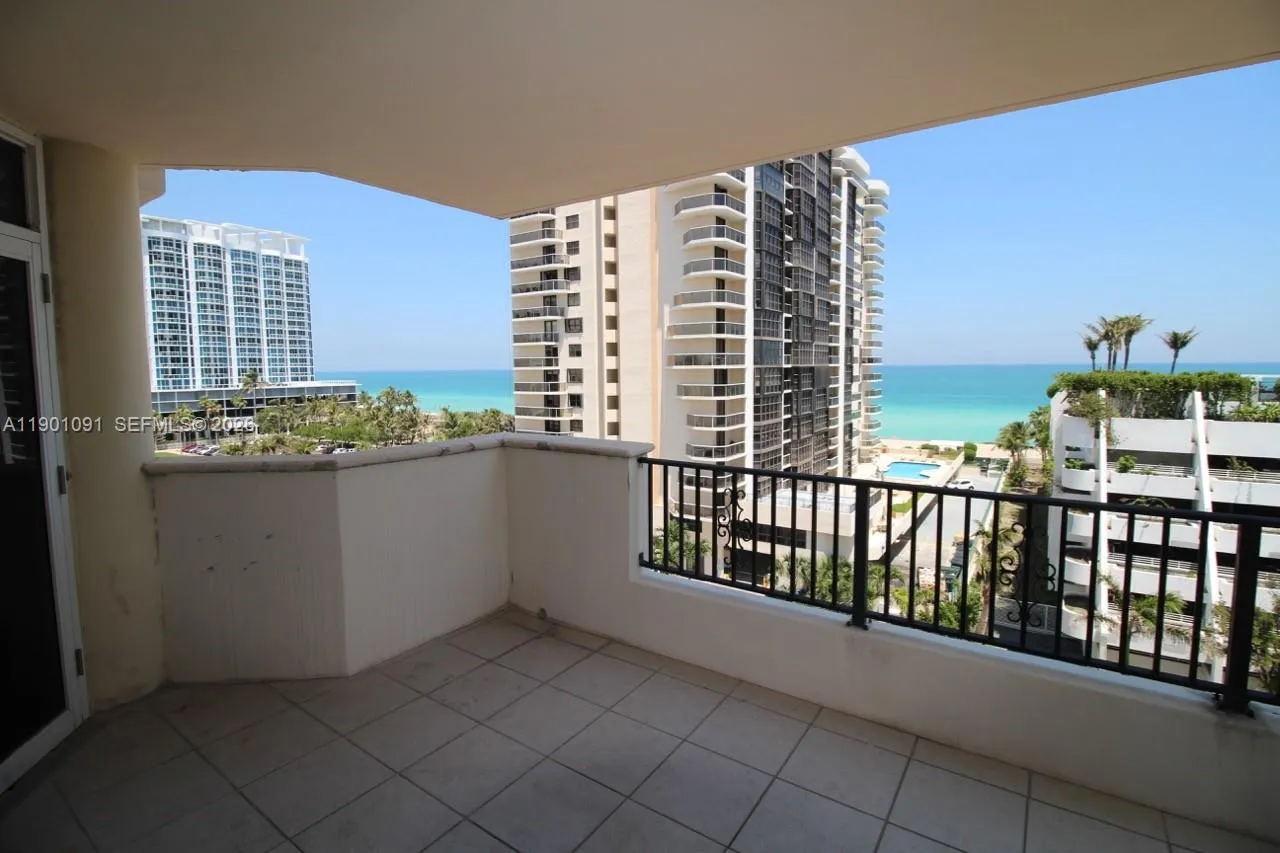 6422 Collins Ave 701, Miami Beach, Florida 33141, Miami Beach, Florida 33141, 2 Bedrooms Bedrooms, ,2 BathroomsBathrooms,Residential Lease,For Rent,6422 Collins Ave 701, Miami Beach, Florida 33141,A11901091