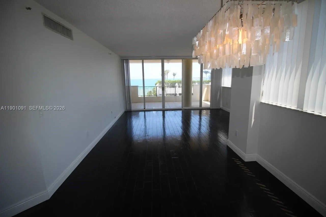 6422 Collins Ave 701, Miami Beach, Florida 33141, Miami Beach, Florida 33141, 2 Bedrooms Bedrooms, ,2 BathroomsBathrooms,Residential Lease,For Rent,6422 Collins Ave 701, Miami Beach, Florida 33141,A11901091