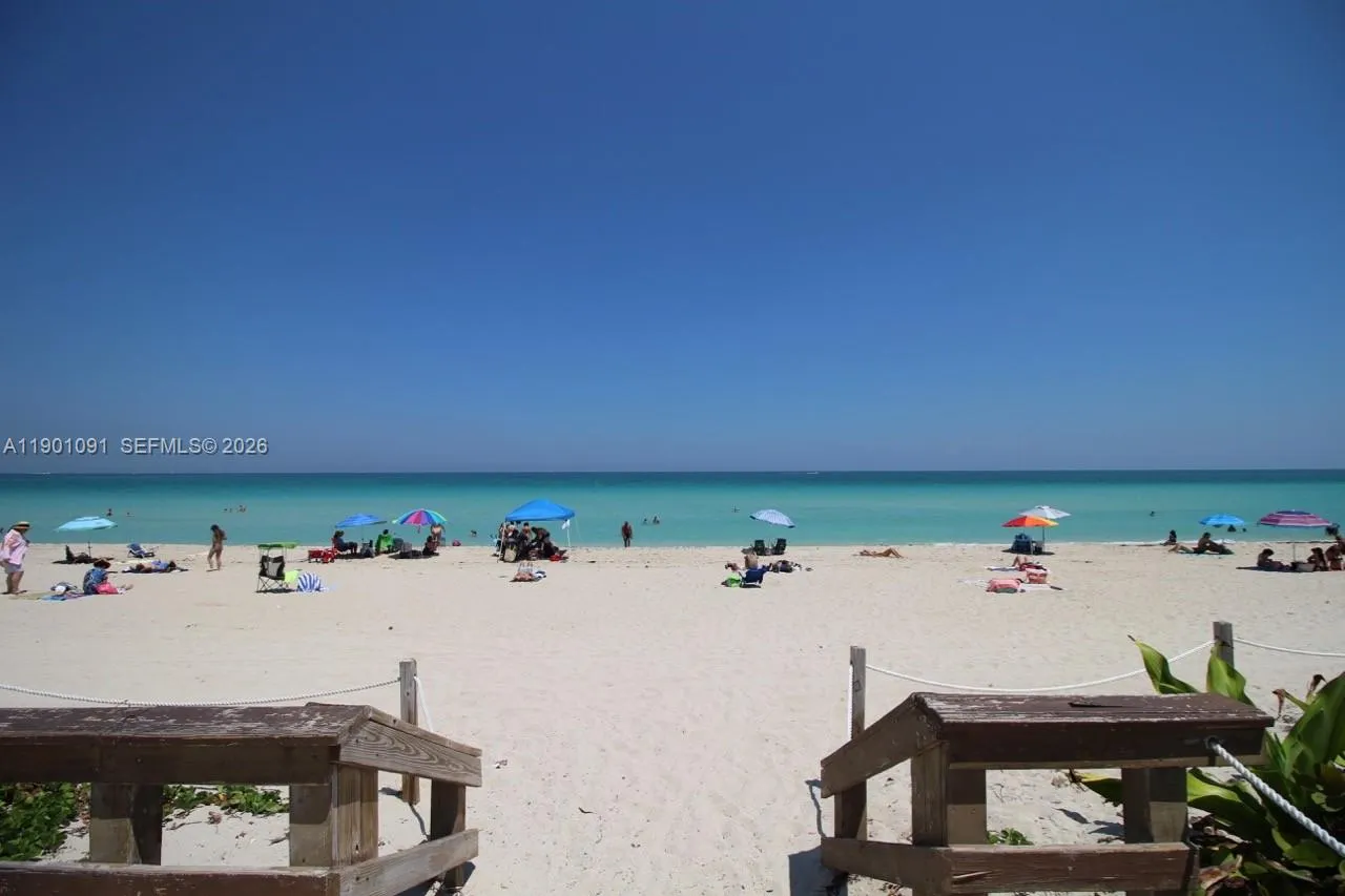 6422 Collins Ave 701, Miami Beach, Florida 33141, Miami Beach, Florida 33141, 2 Bedrooms Bedrooms, ,2 BathroomsBathrooms,Residential Lease,For Rent,6422 Collins Ave 701, Miami Beach, Florida 33141,A11901091