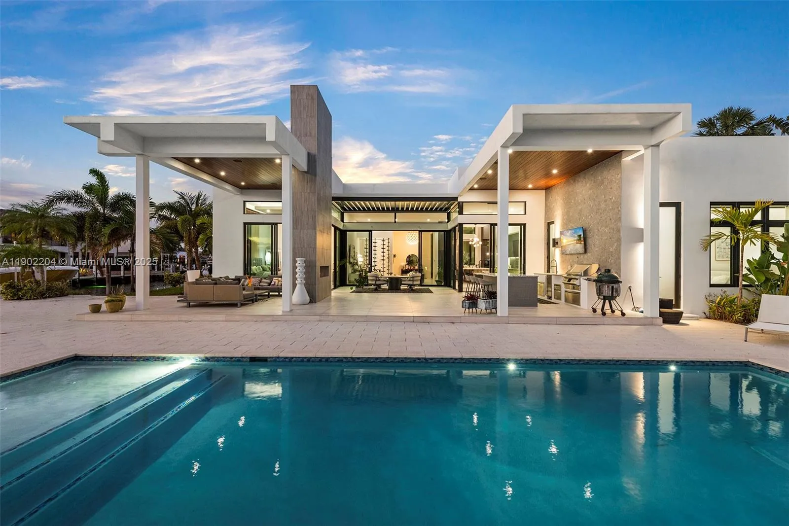 3701 Ne 26th Ave 1, Lighthouse Point, Florida 3306, Lighthouse Point, Florida 33064, 3 Bedrooms Bedrooms, ,4 BathroomsBathrooms,Residential Lease,For Rent,3701 Ne 26th Ave 1, Lighthouse Point, Florida 3306,A11902204