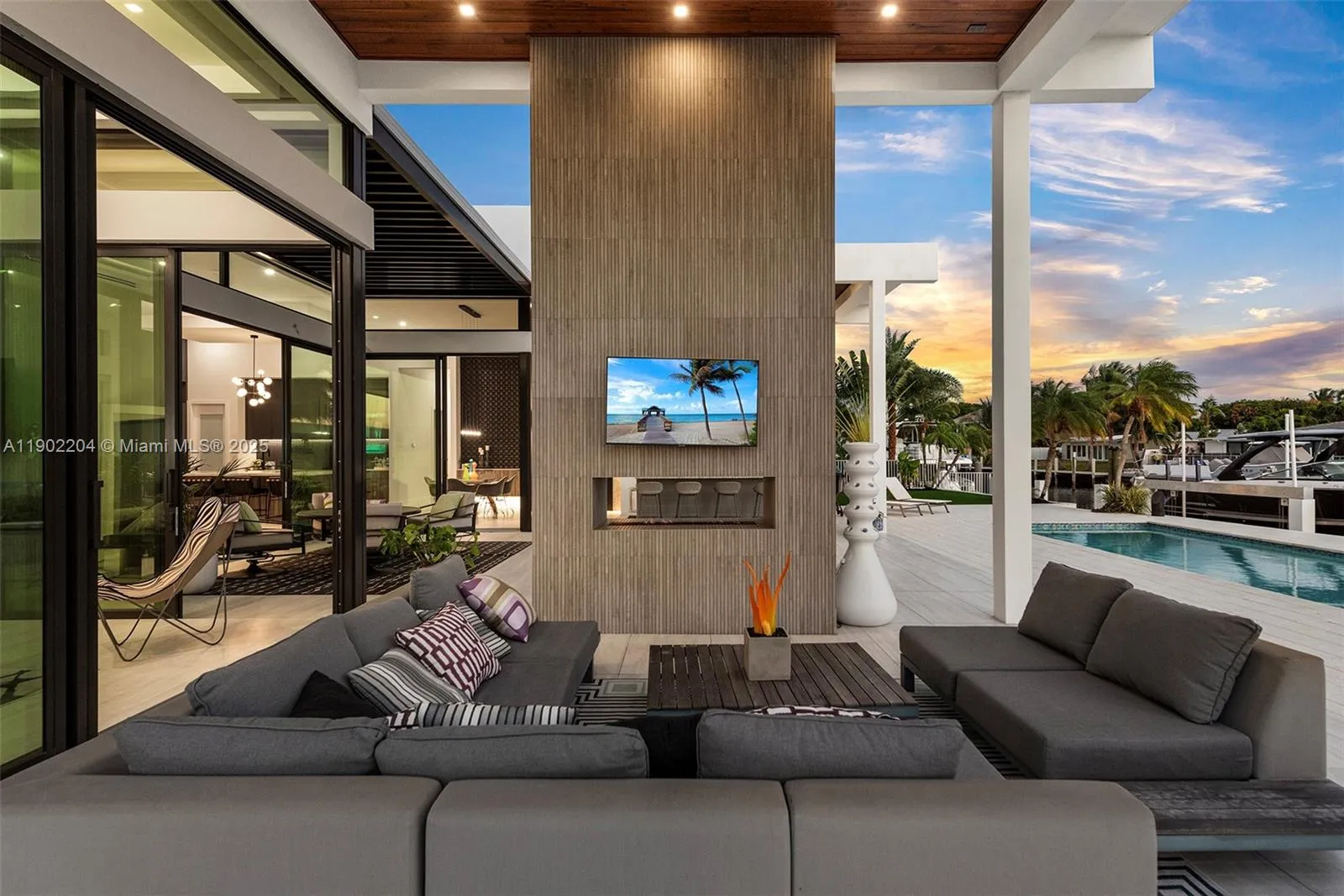3701 Ne 26th Ave 1, Lighthouse Point, Florida 3306, Lighthouse Point, Florida 33064, 3 Bedrooms Bedrooms, ,4 BathroomsBathrooms,Residential Lease,For Rent,3701 Ne 26th Ave 1, Lighthouse Point, Florida 3306,A11902204