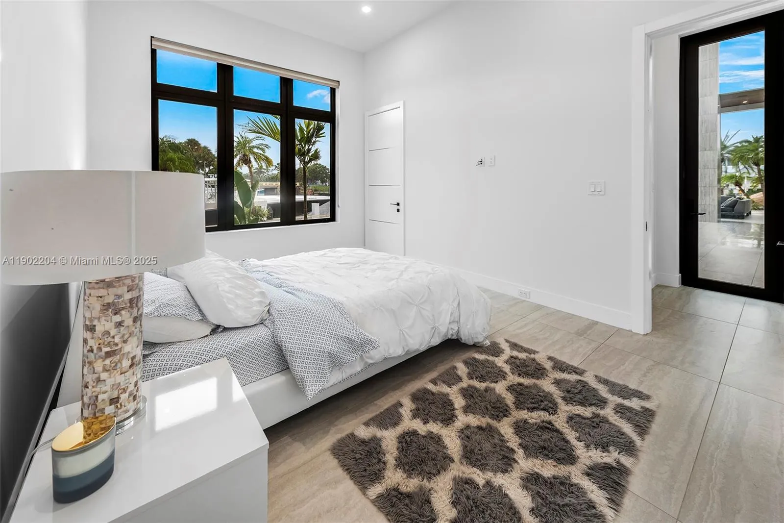 3701 Ne 26th Ave 1, Lighthouse Point, Florida 3306, Lighthouse Point, Florida 33064, 3 Bedrooms Bedrooms, ,4 BathroomsBathrooms,Residential Lease,For Rent,3701 Ne 26th Ave 1, Lighthouse Point, Florida 3306,A11902204