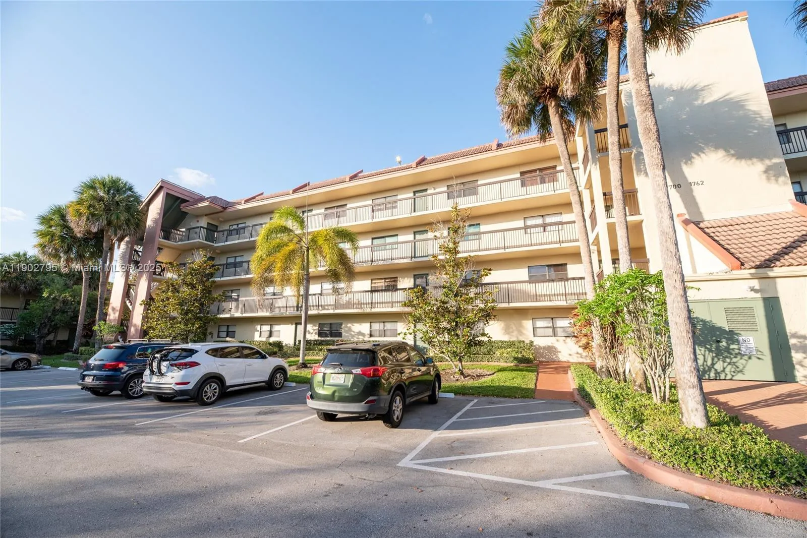 1720 Hammock Blvd 209, Coconut Creek, Florida 3306, Coconut Creek, Florida 33063, 2 Bedrooms Bedrooms, ,2 BathroomsBathrooms,Residential,For Sale,1720 Hammock Blvd 209, Coconut Creek, Florida 3306,A11902795