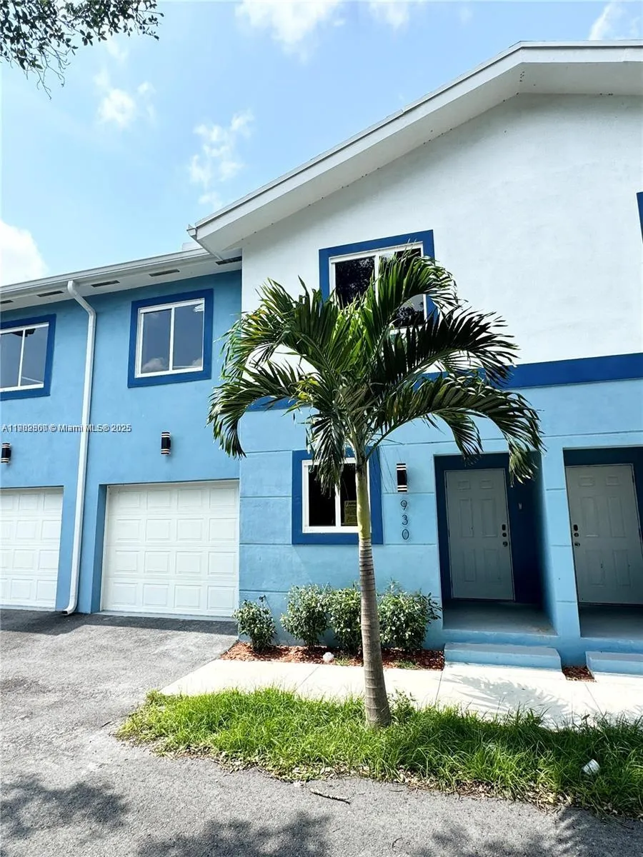 926 Nw 2nd St, Fort Lauderdale, Florida 33311, Fort Lauderdale, Florida 33311, ,Residential Income,For Sale,926 Nw 2nd St, Fort Lauderdale, Florida 33311,A11902800