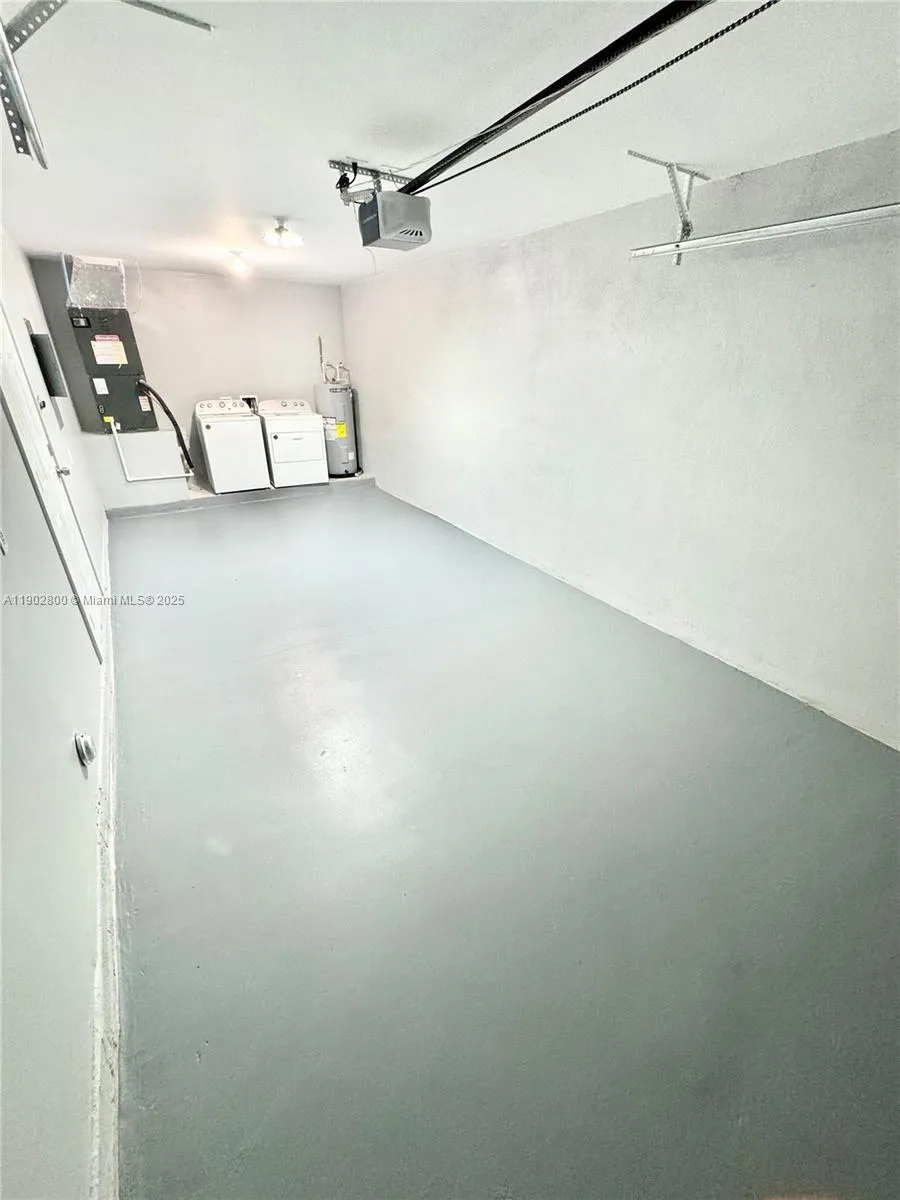 926 Nw 2nd St, Fort Lauderdale, Florida 33311, Fort Lauderdale, Florida 33311, ,Residential Income,For Sale,926 Nw 2nd St, Fort Lauderdale, Florida 33311,A11902800