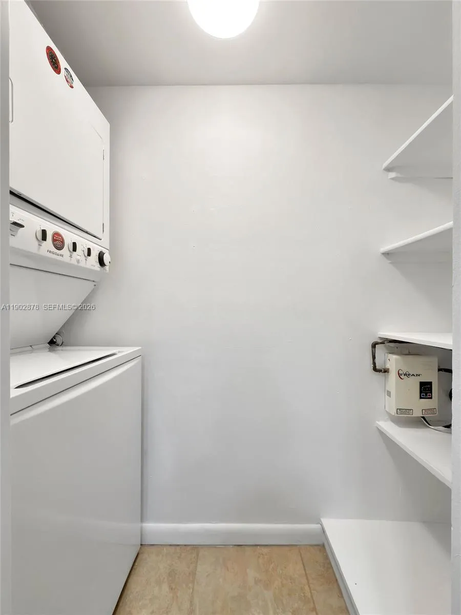 5201 Orduna Dr. 15, Coral Gables, Florida 33146, Coral Gables, Florida 33146, 2 Bedrooms Bedrooms, ,2 BathroomsBathrooms,Residential,For Sale,5201 Orduna Dr. 15, Coral Gables, Florida 33146,A11902878