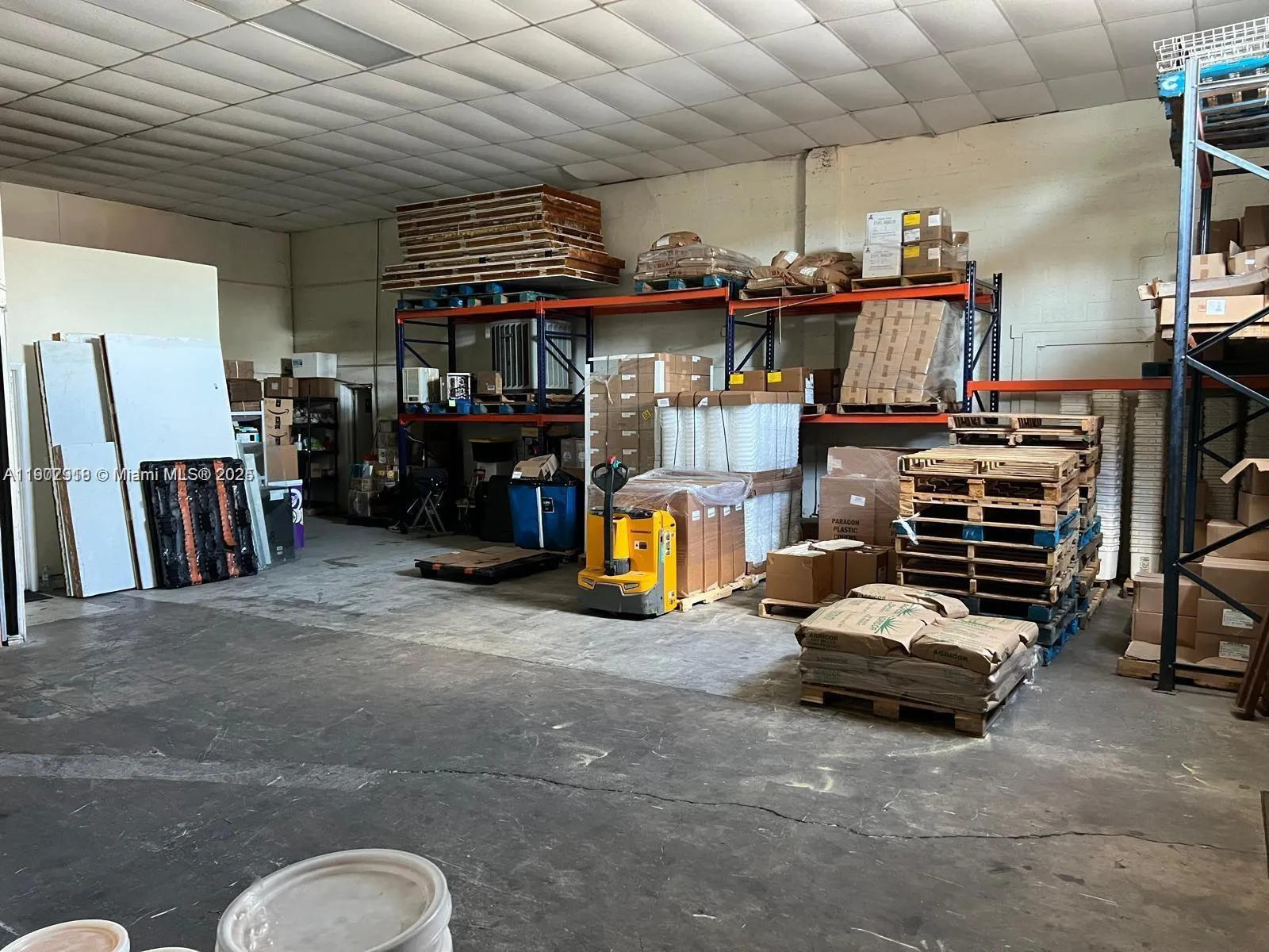 1950 Hayes St, Hollywood, Florida 33020, Hollywood, Florida 33020, ,Commercial Lease,For Rent,1950 Hayes St, Hollywood, Florida 33020,A11902918