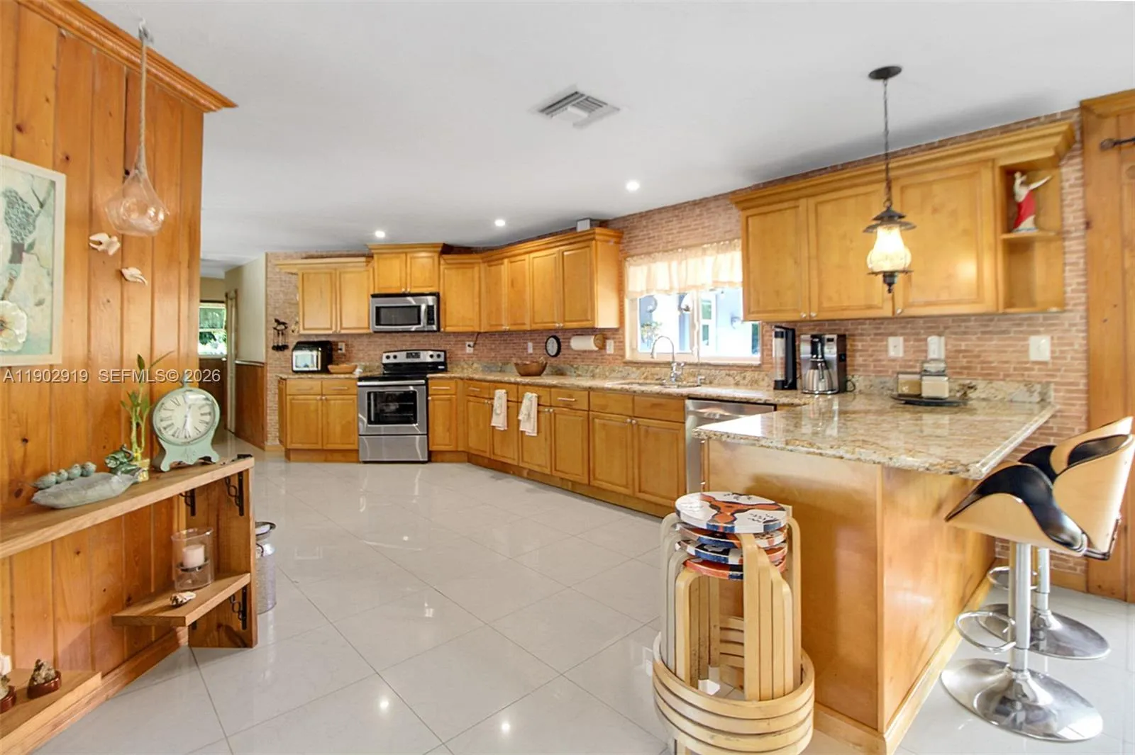 37225 Sw 214th Ave, Homestead, Florida 33034, Homestead, Florida 33034, 3 Bedrooms Bedrooms, ,2 BathroomsBathrooms,Residential Lease,For Rent,37225 Sw 214th Ave, Homestead, Florida 33034,A11902919