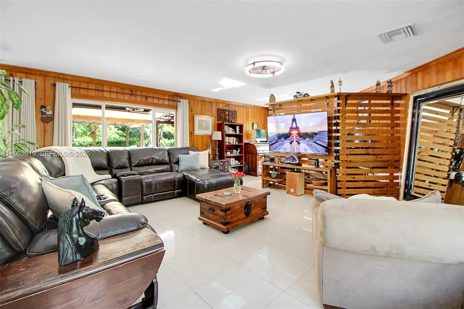 37225 Sw 214th Ave, Homestead, Florida 33034, Homestead, Florida 33034, 3 Bedrooms Bedrooms, ,2 BathroomsBathrooms,Residential Lease,For Rent,37225 Sw 214th Ave, Homestead, Florida 33034,A11902919