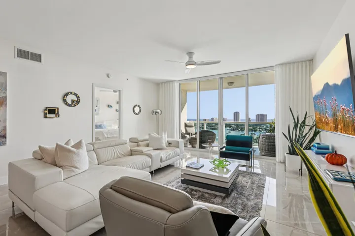 7-web-or-mls-Lake Shore Dr 2312-S2210-00