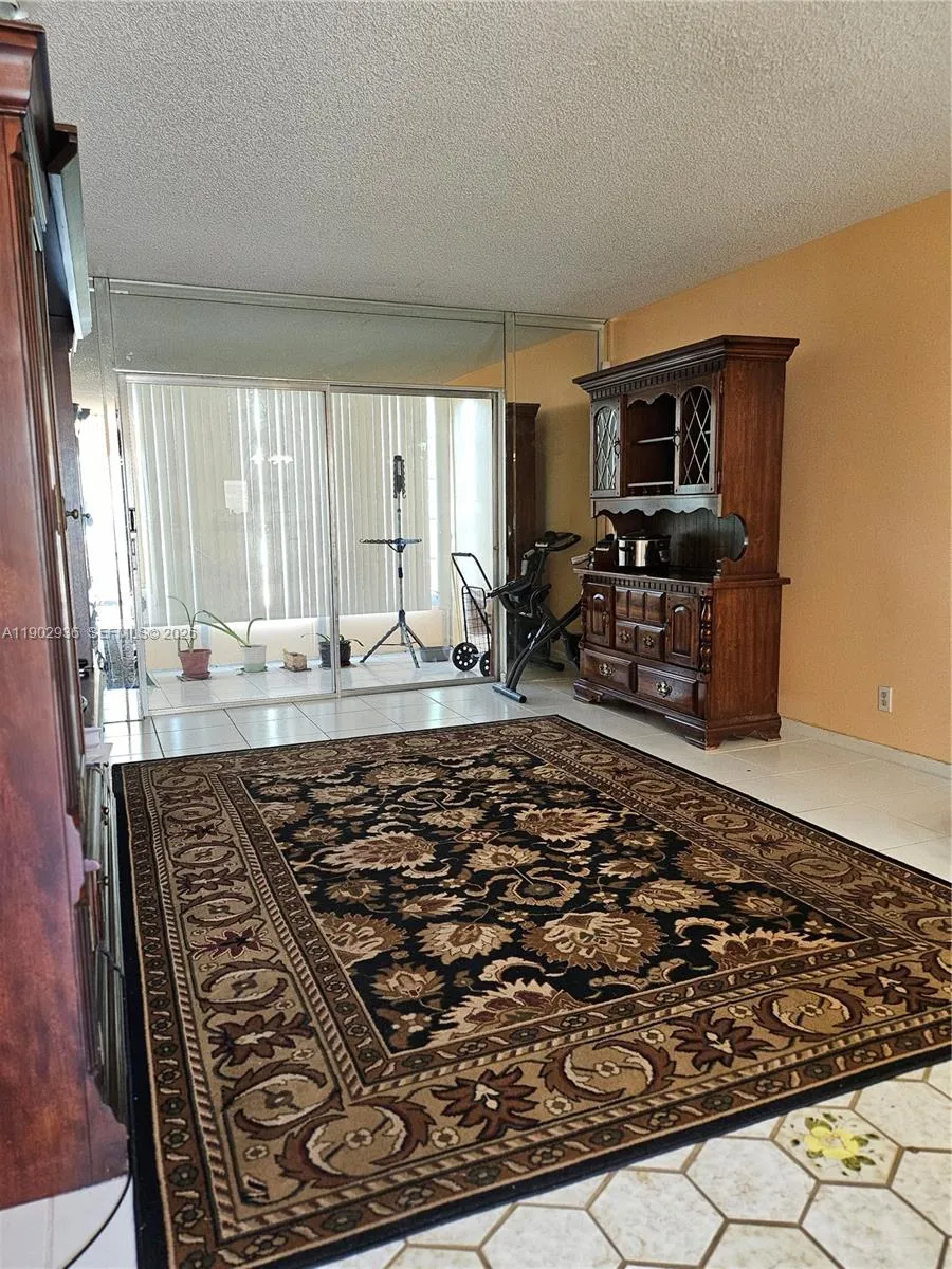 5121 W Oakland Park Blvd 211, Lauderdale Lakes, Fl, Lauderdale Lakes, Florida 33313, 2 Bedrooms Bedrooms, ,2 BathroomsBathrooms,Residential Lease,For Rent,5121 W Oakland Park Blvd 211, Lauderdale Lakes, Fl,A11902936