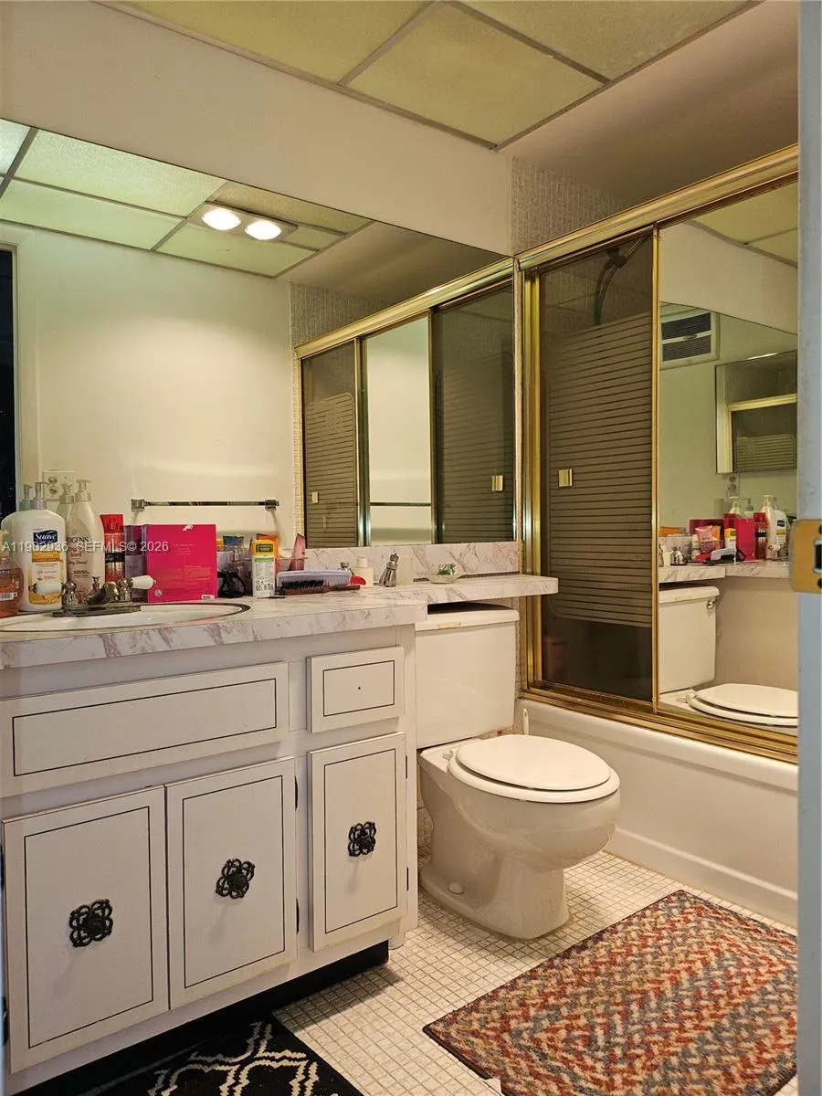 5121 W Oakland Park Blvd 211, Lauderdale Lakes, Fl, Lauderdale Lakes, Florida 33313, 2 Bedrooms Bedrooms, ,2 BathroomsBathrooms,Residential Lease,For Rent,5121 W Oakland Park Blvd 211, Lauderdale Lakes, Fl,A11902936