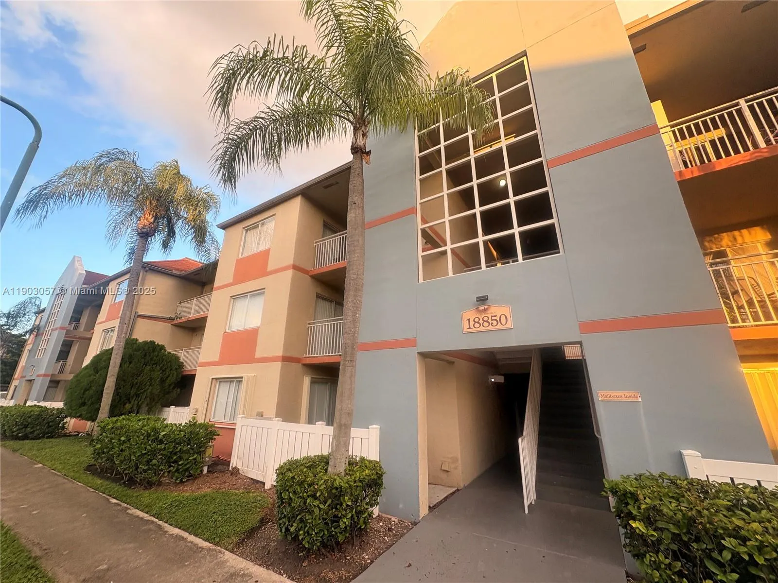 18850 Nw 57th Ave 306, Hialeah, Florida 33015, Hialeah, Florida 33015, 2 Bedrooms Bedrooms, ,2 BathroomsBathrooms,Residential,For Sale,18850 Nw 57th Ave 306, Hialeah, Florida 33015,A11903057