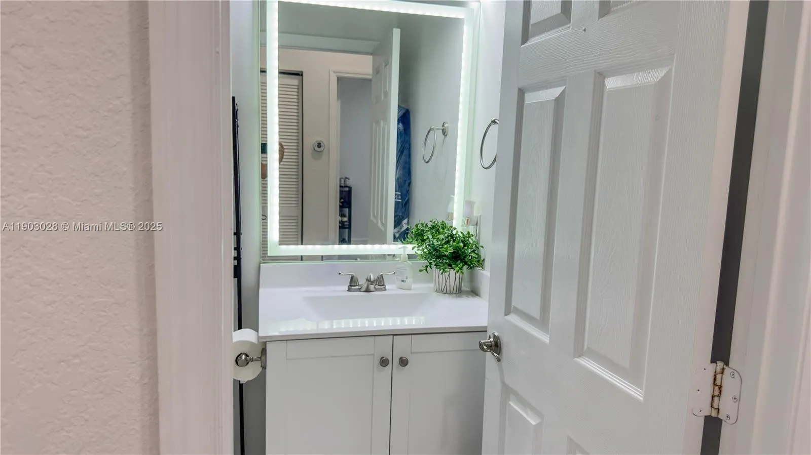 3318 W 106th Ter, Hialeah, Florida 33018, Hialeah, Florida 33018, 3 Bedrooms Bedrooms, ,2 BathroomsBathrooms,Residential,For Sale,3318 W 106th Ter, Hialeah, Florida 33018,A11903028