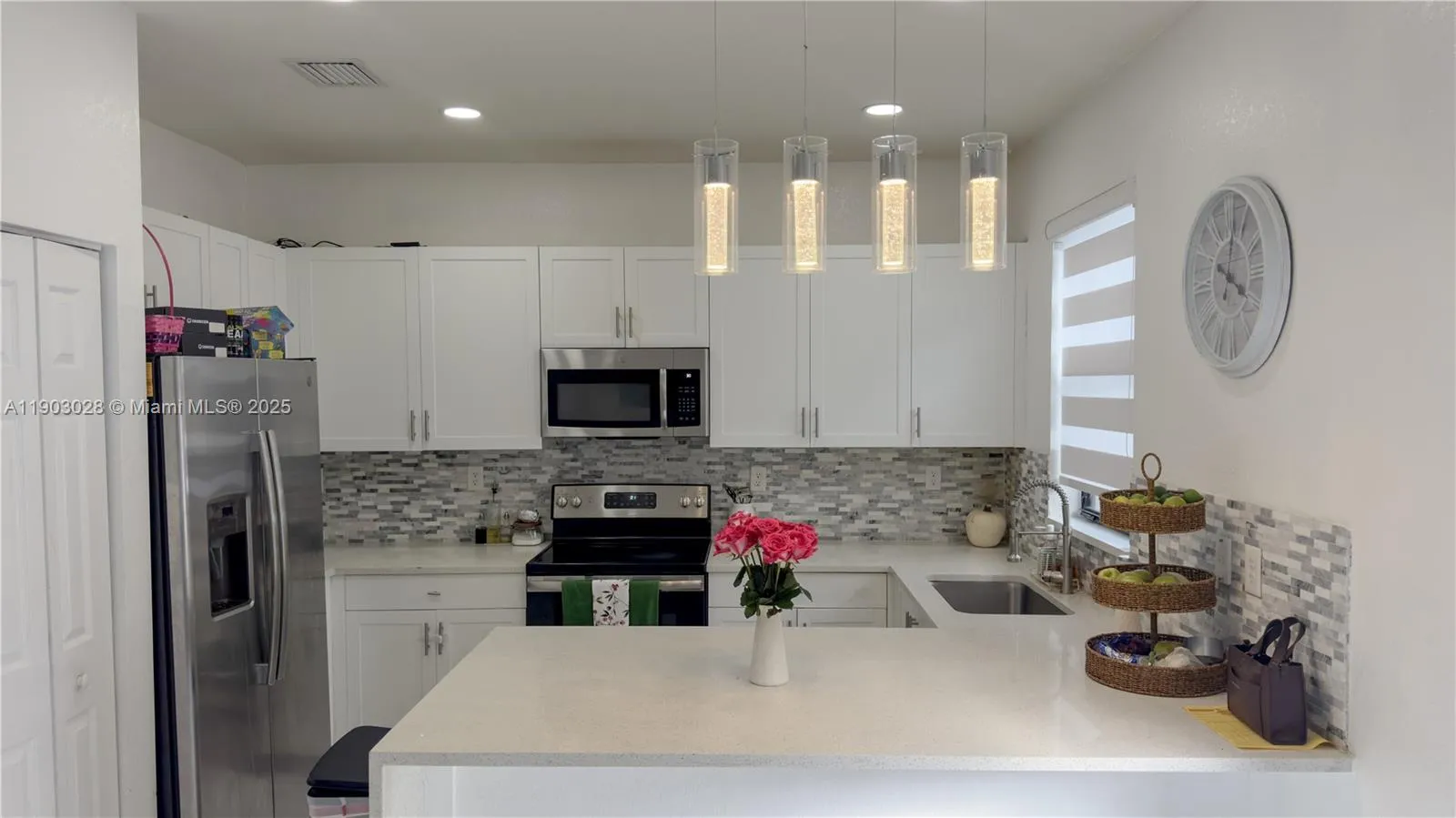 3318 W 106th Ter, Hialeah, Florida 33018, Hialeah, Florida 33018, 3 Bedrooms Bedrooms, ,2 BathroomsBathrooms,Residential,For Sale,3318 W 106th Ter, Hialeah, Florida 33018,A11903028