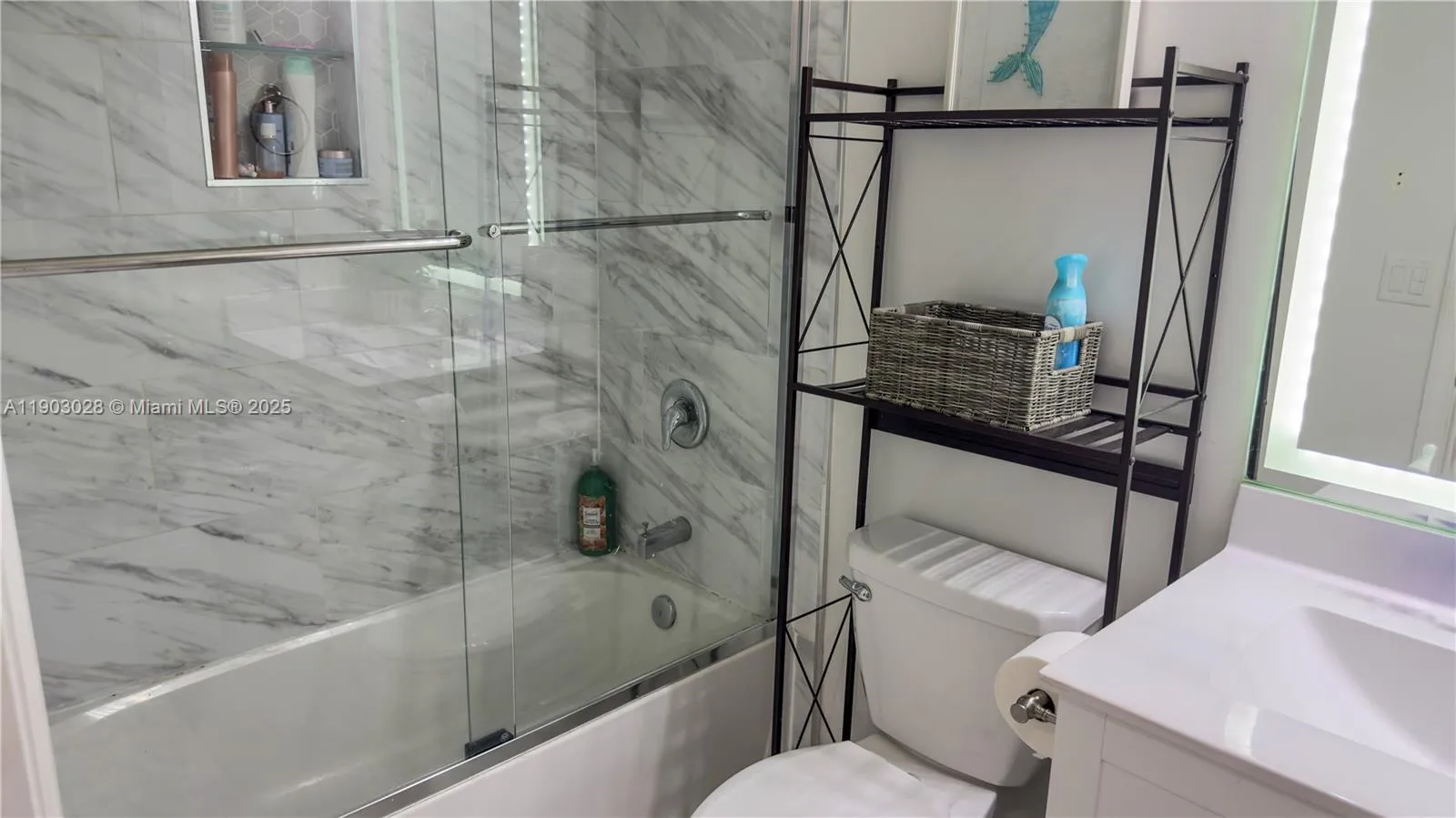 3318 W 106th Ter, Hialeah, Florida 33018, Hialeah, Florida 33018, 3 Bedrooms Bedrooms, ,2 BathroomsBathrooms,Residential,For Sale,3318 W 106th Ter, Hialeah, Florida 33018,A11903028