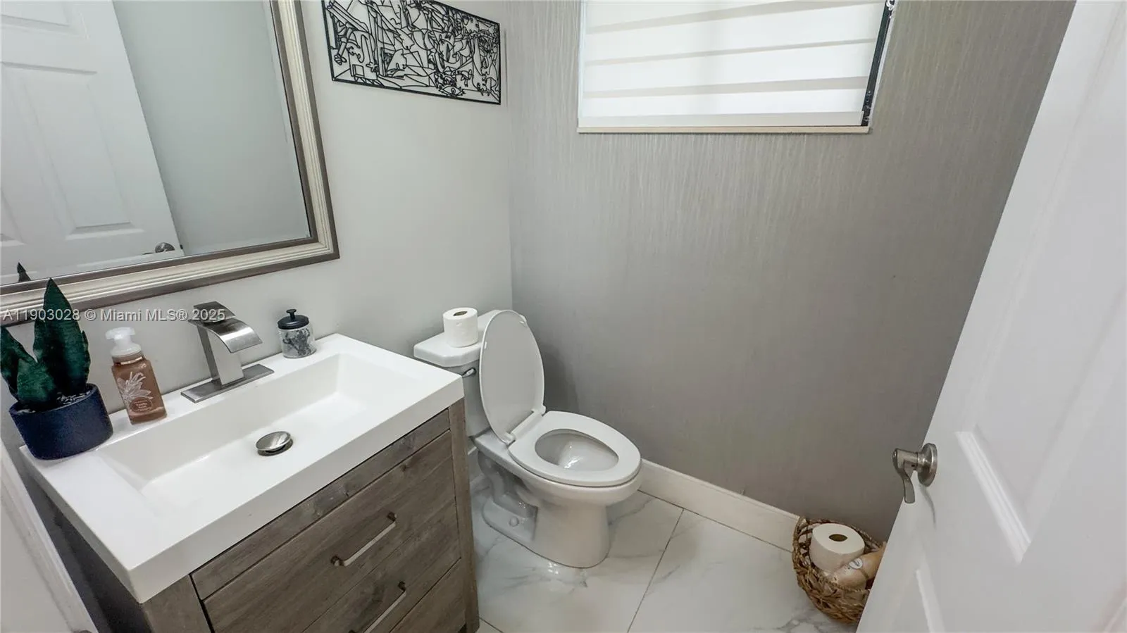 3318 W 106th Ter, Hialeah, Florida 33018, Hialeah, Florida 33018, 3 Bedrooms Bedrooms, ,2 BathroomsBathrooms,Residential,For Sale,3318 W 106th Ter, Hialeah, Florida 33018,A11903028