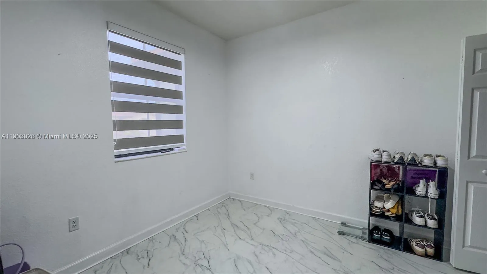 3318 W 106th Ter, Hialeah, Florida 33018, Hialeah, Florida 33018, 3 Bedrooms Bedrooms, ,2 BathroomsBathrooms,Residential,For Sale,3318 W 106th Ter, Hialeah, Florida 33018,A11903028