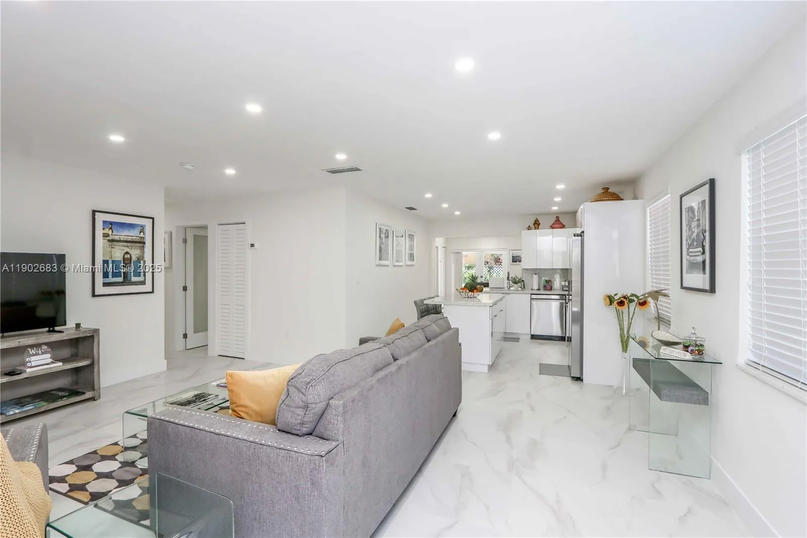 1030 Sw 10th Ave, Miami, Florida 33130, Miami, Florida 33130, ,Residential Income,For Sale,1030 Sw 10th Ave, Miami, Florida 33130,A11902683